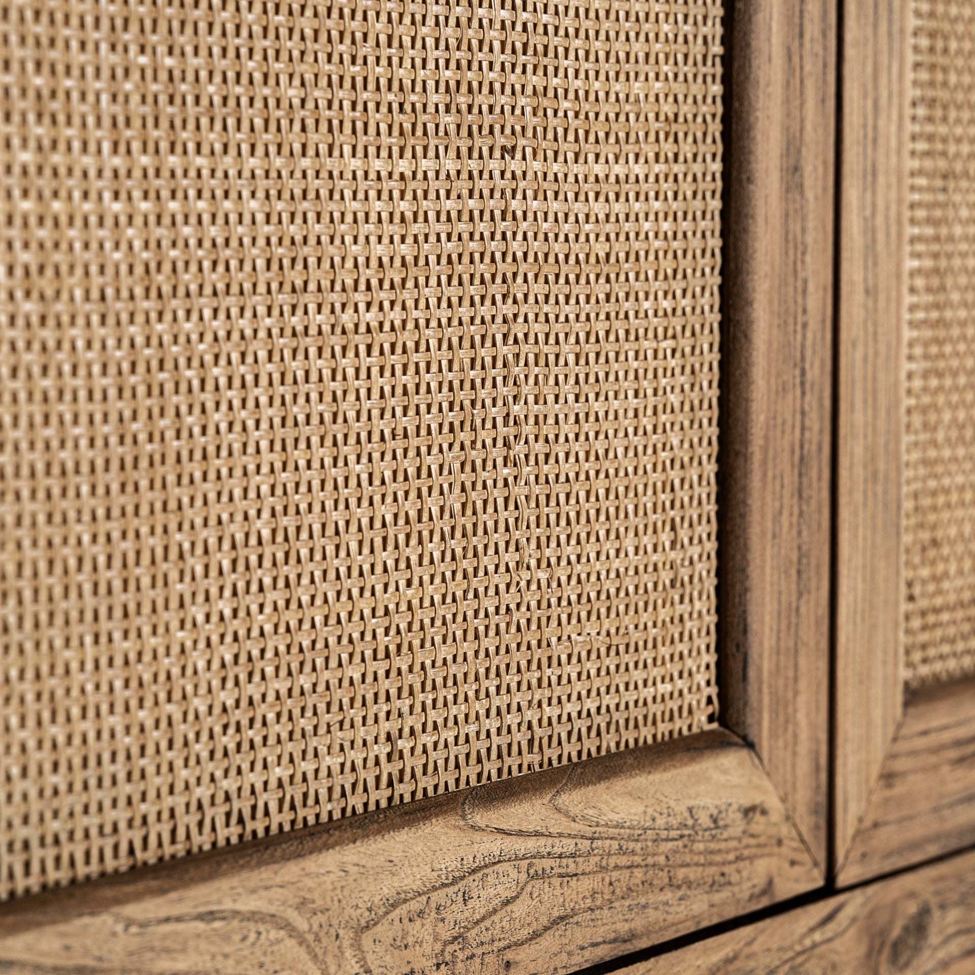 Kast BYREMO elzenhout