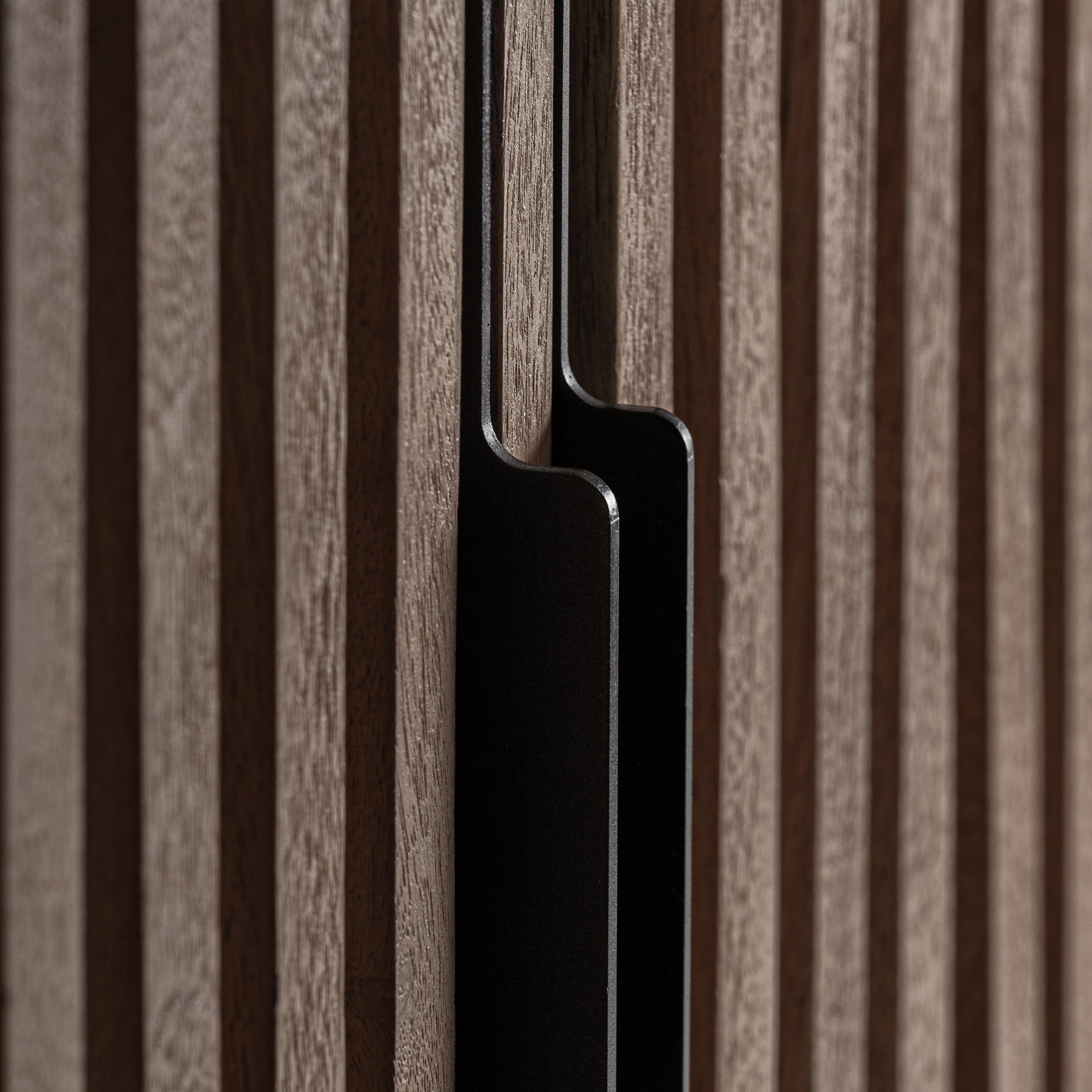 GÀBIA kast van mango-hout