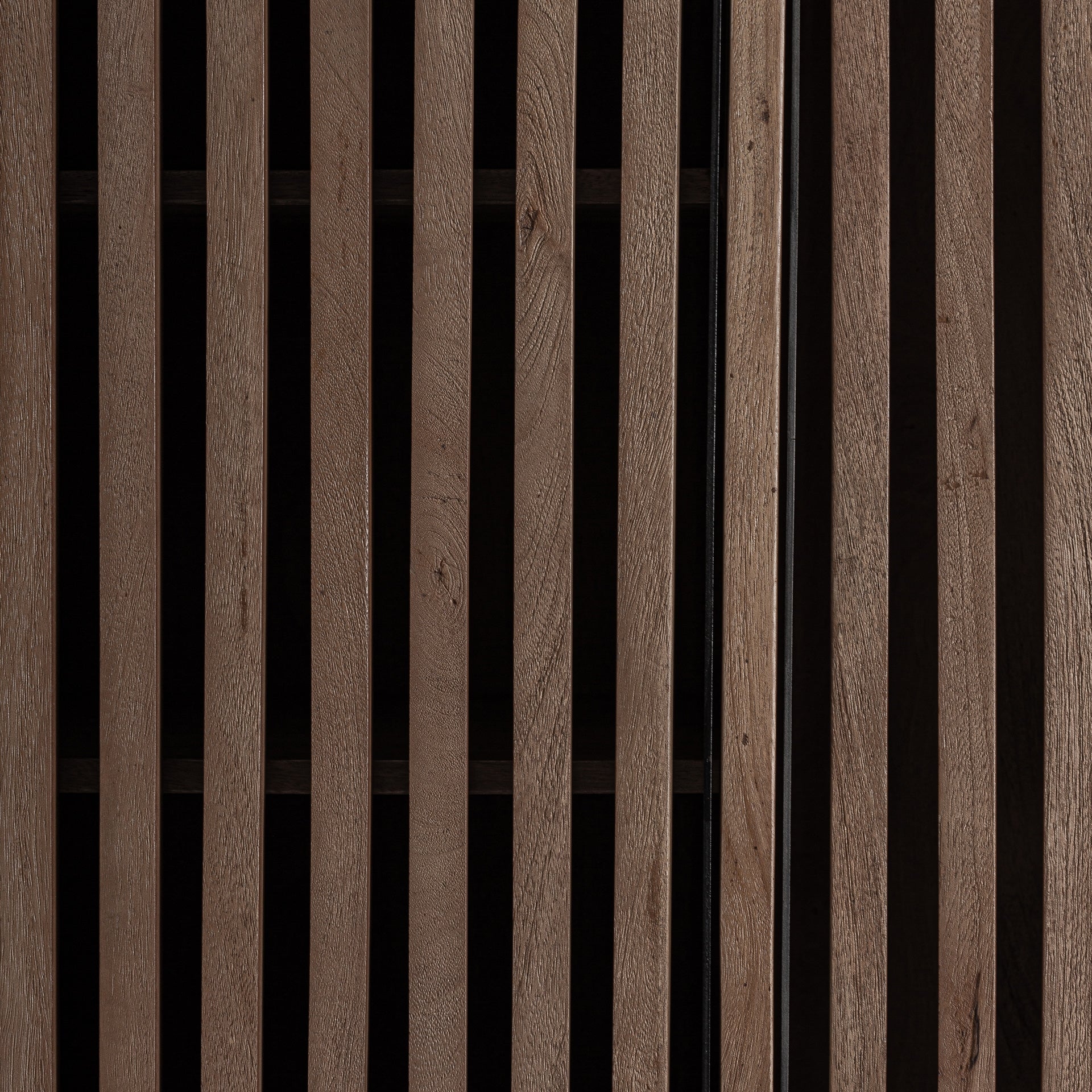 GÀBIA kast van mango-hout