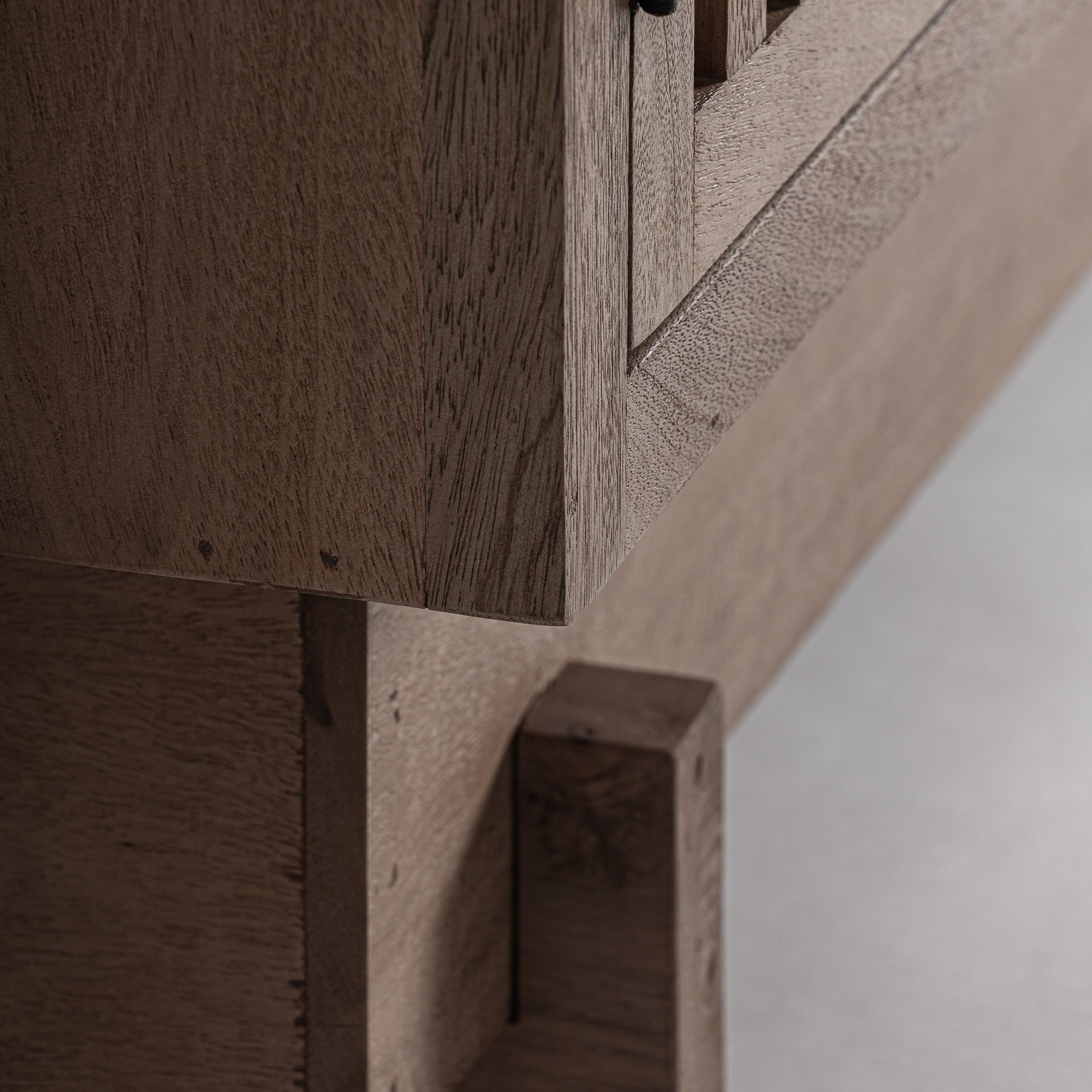 GÀBIA kast van mango-hout