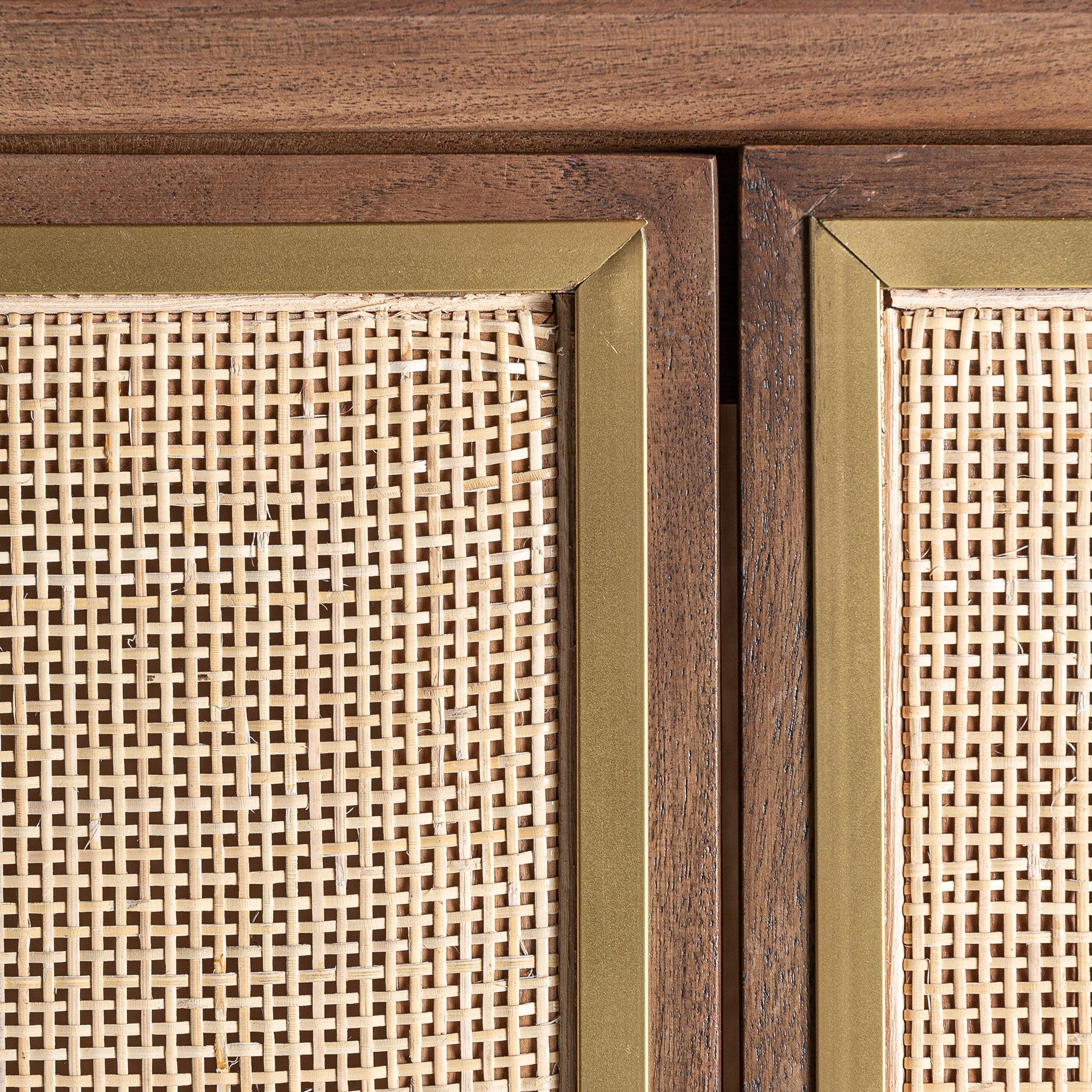 Kast GONDORF mango hout met riet