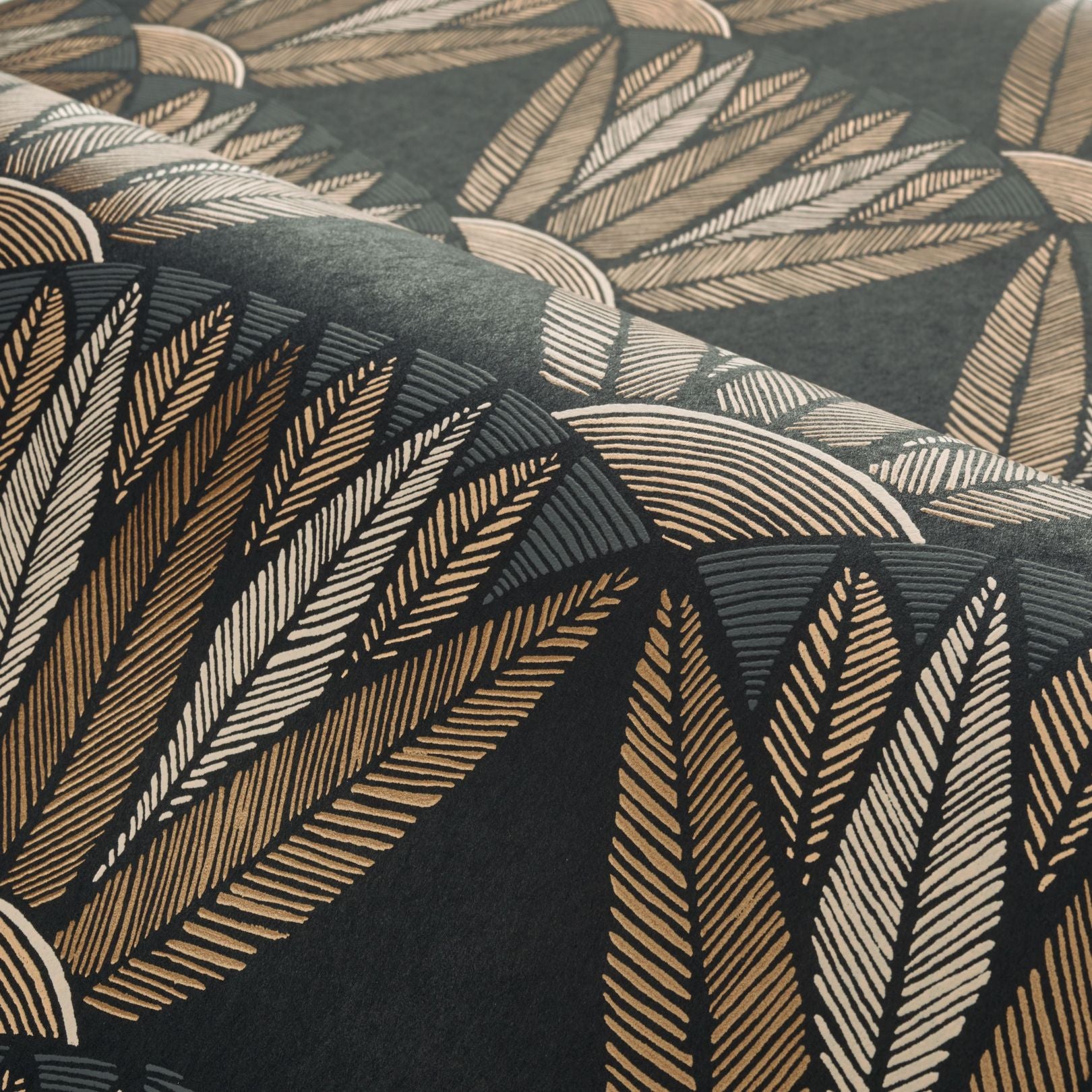 CASTALIA Lotus Flower Plant Motif Wallpaper - NOIR/MORDORE Black with Brown