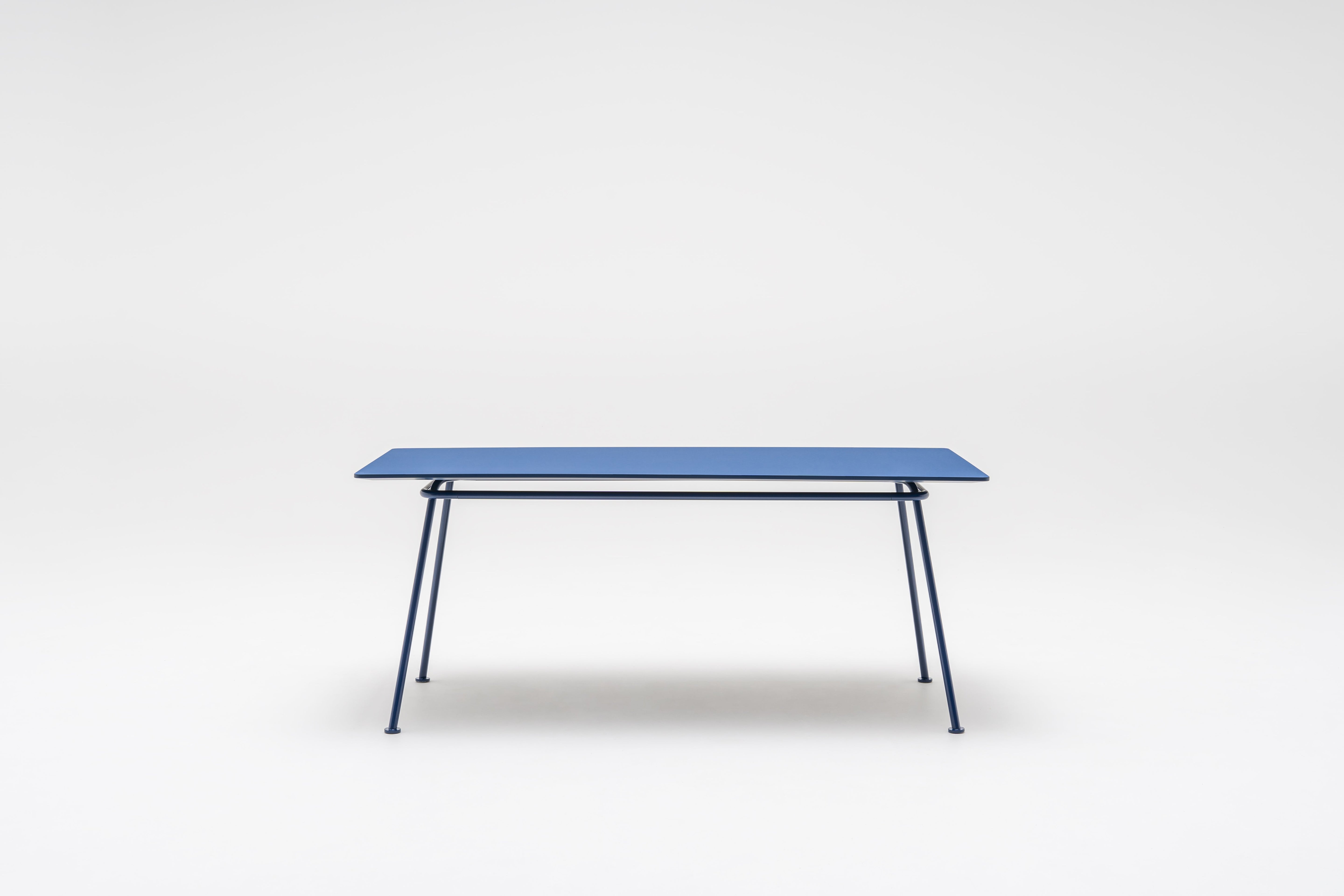 Stół  prostokątny NEW SCHOOL metalowa podstawa