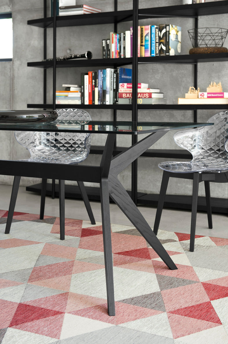 SAINT TROPEZ Chair with White Seat and Dark Wooden Base