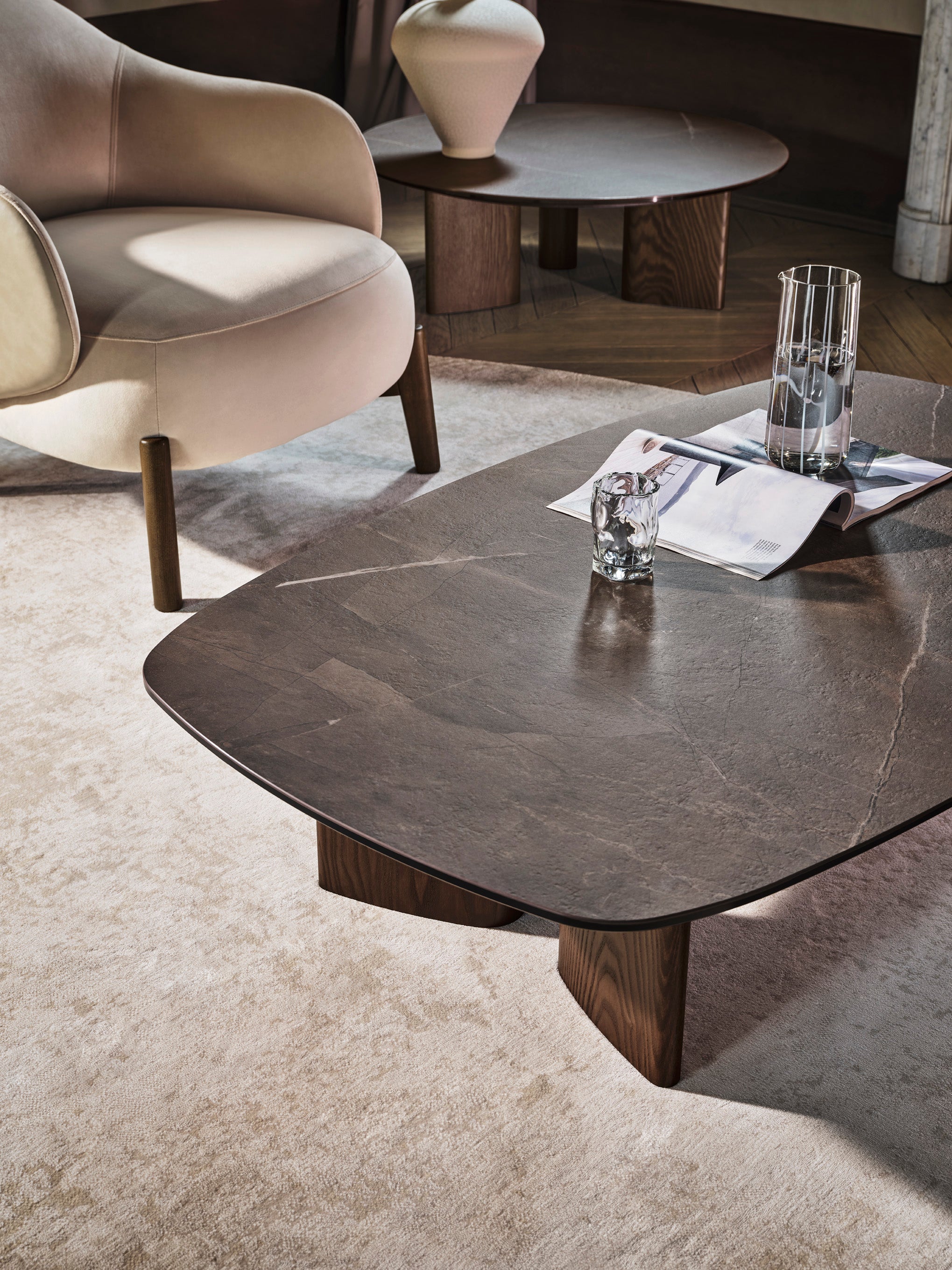 Ovaler Teppich BEAN cremefarben