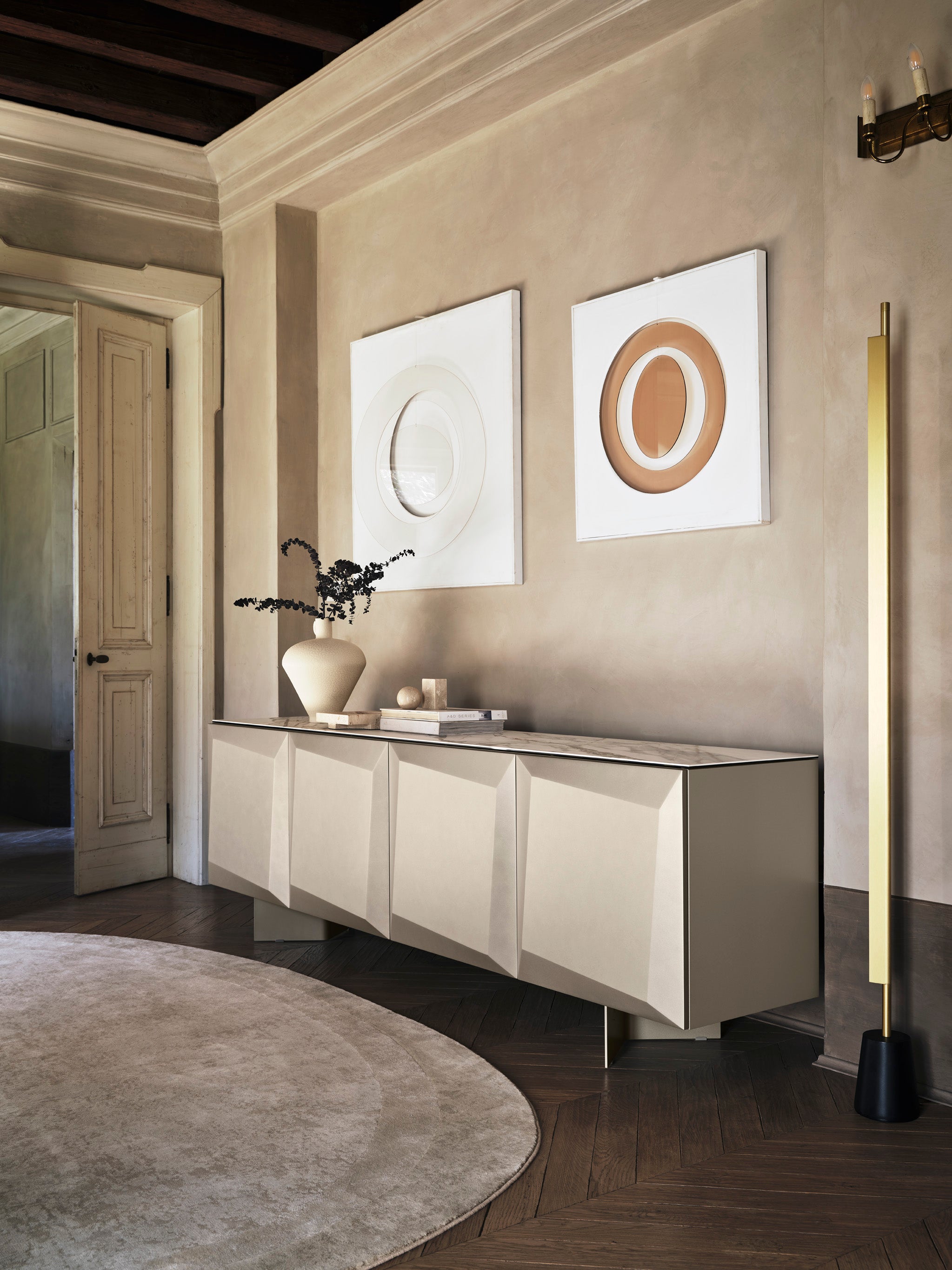 Kommode ALTEREGO geborsteld beige