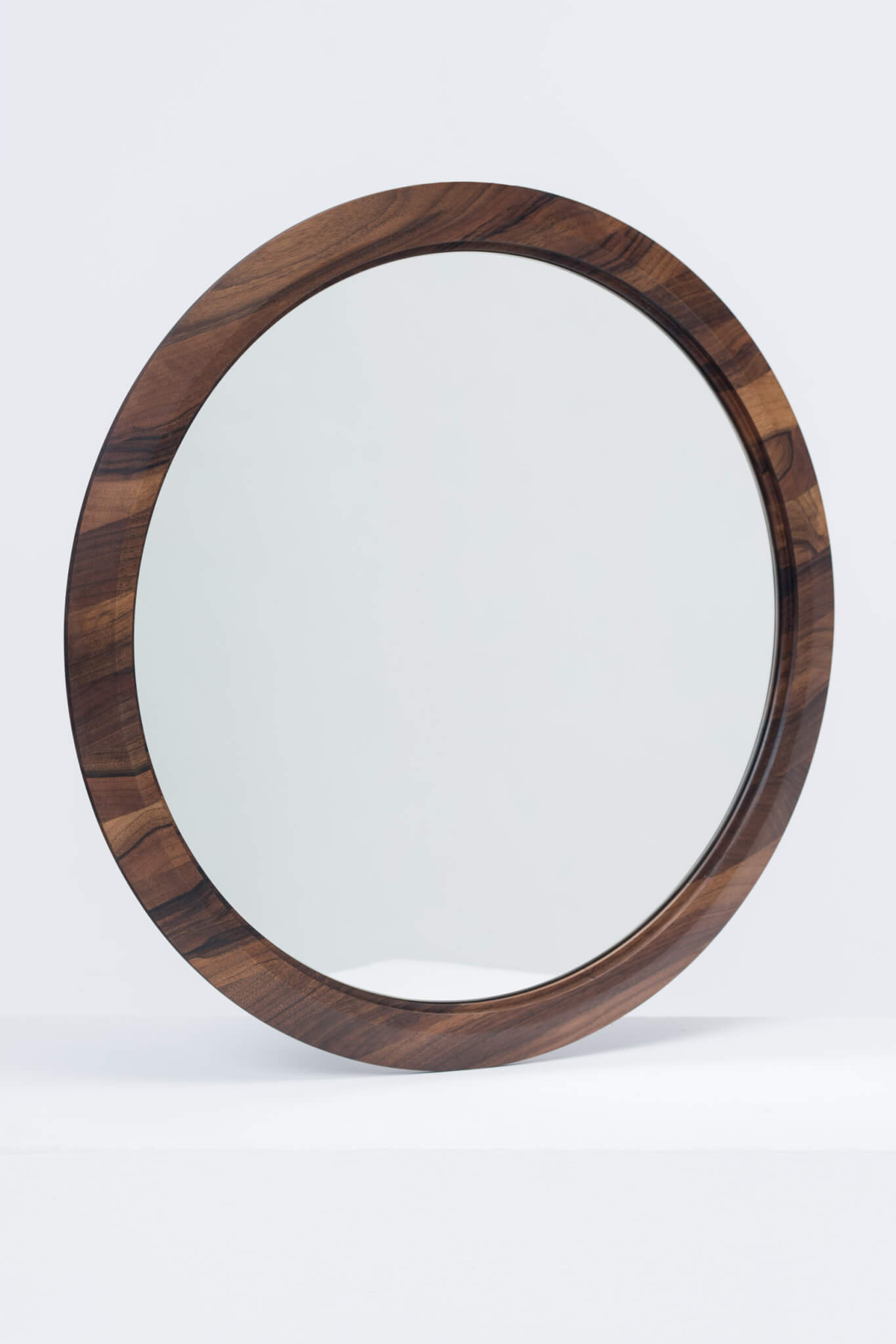 Disk Mirror 1 Walnut