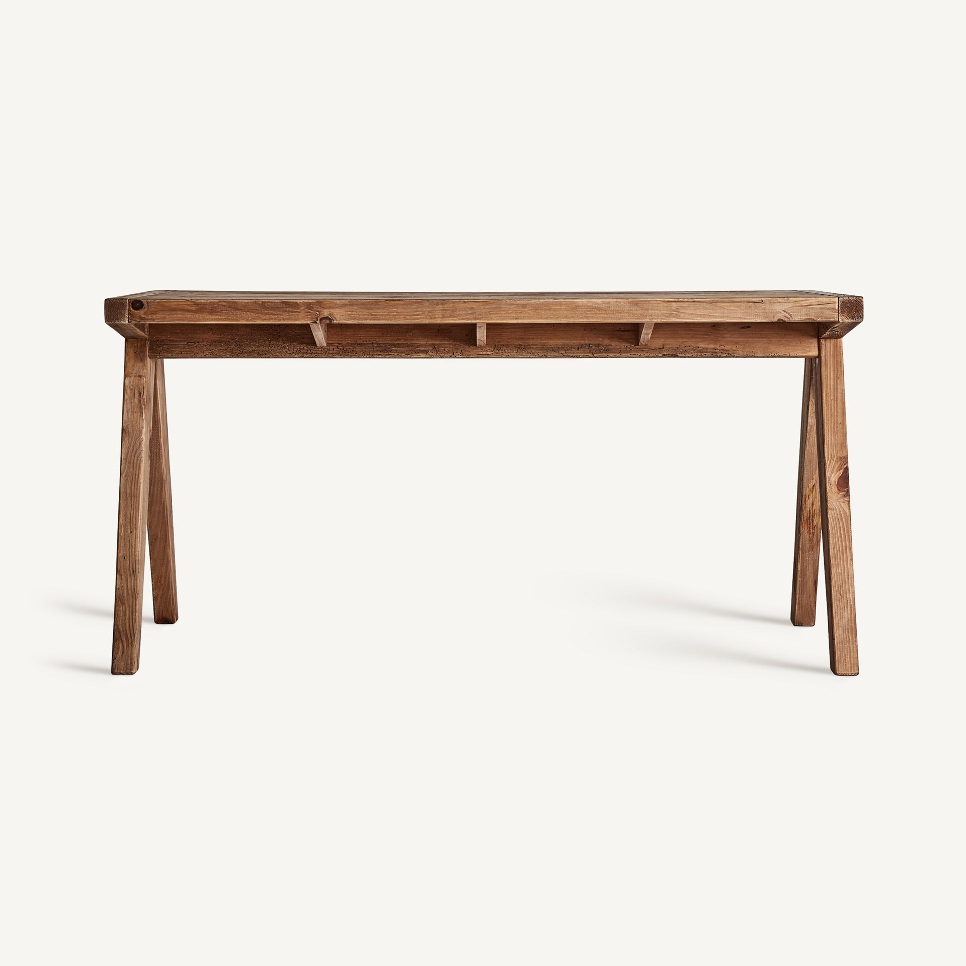 Bureau CRISSEY gerecycled grenenhout