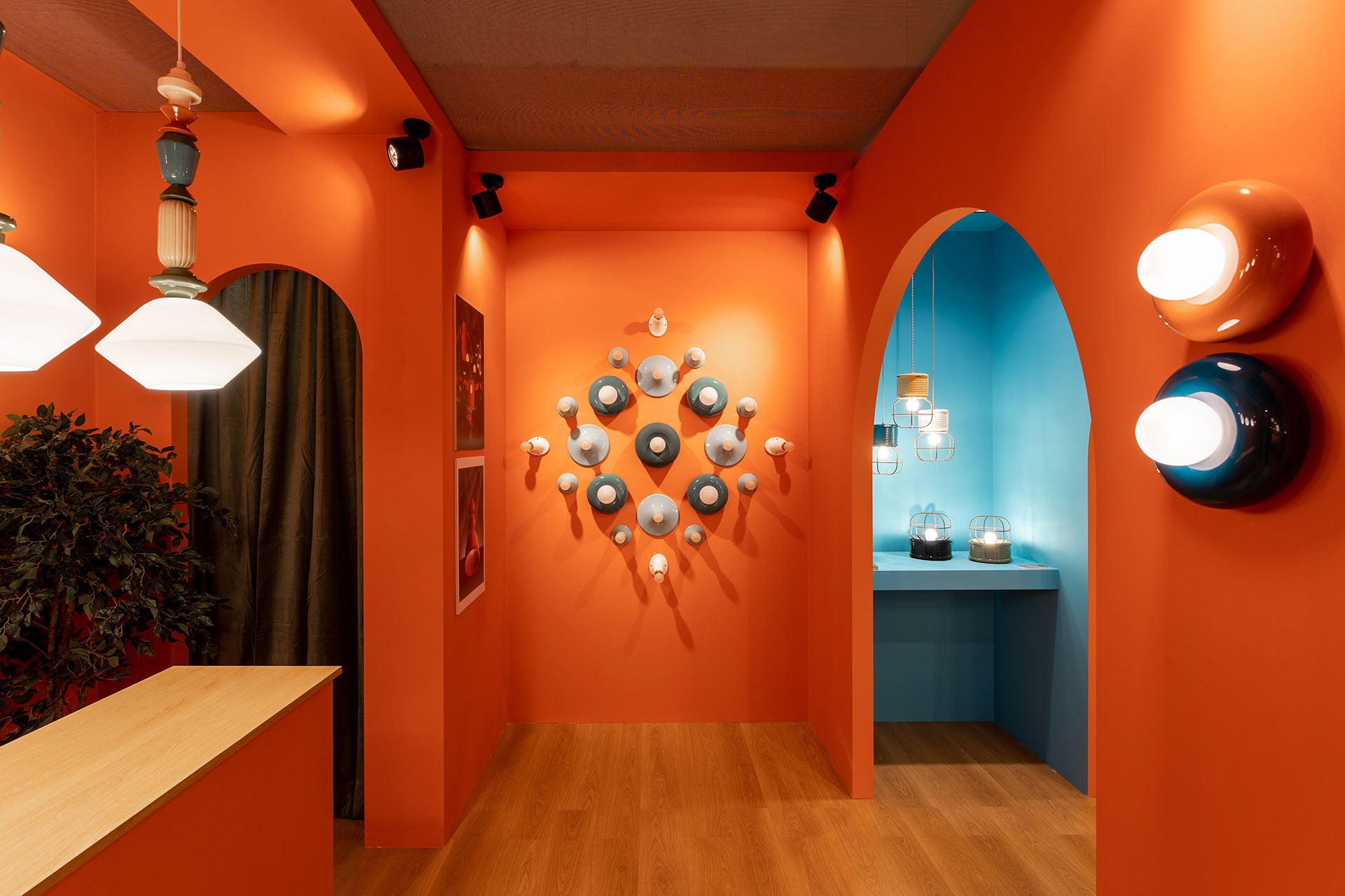 Wandlamp van keramiek BUMBUM oranje