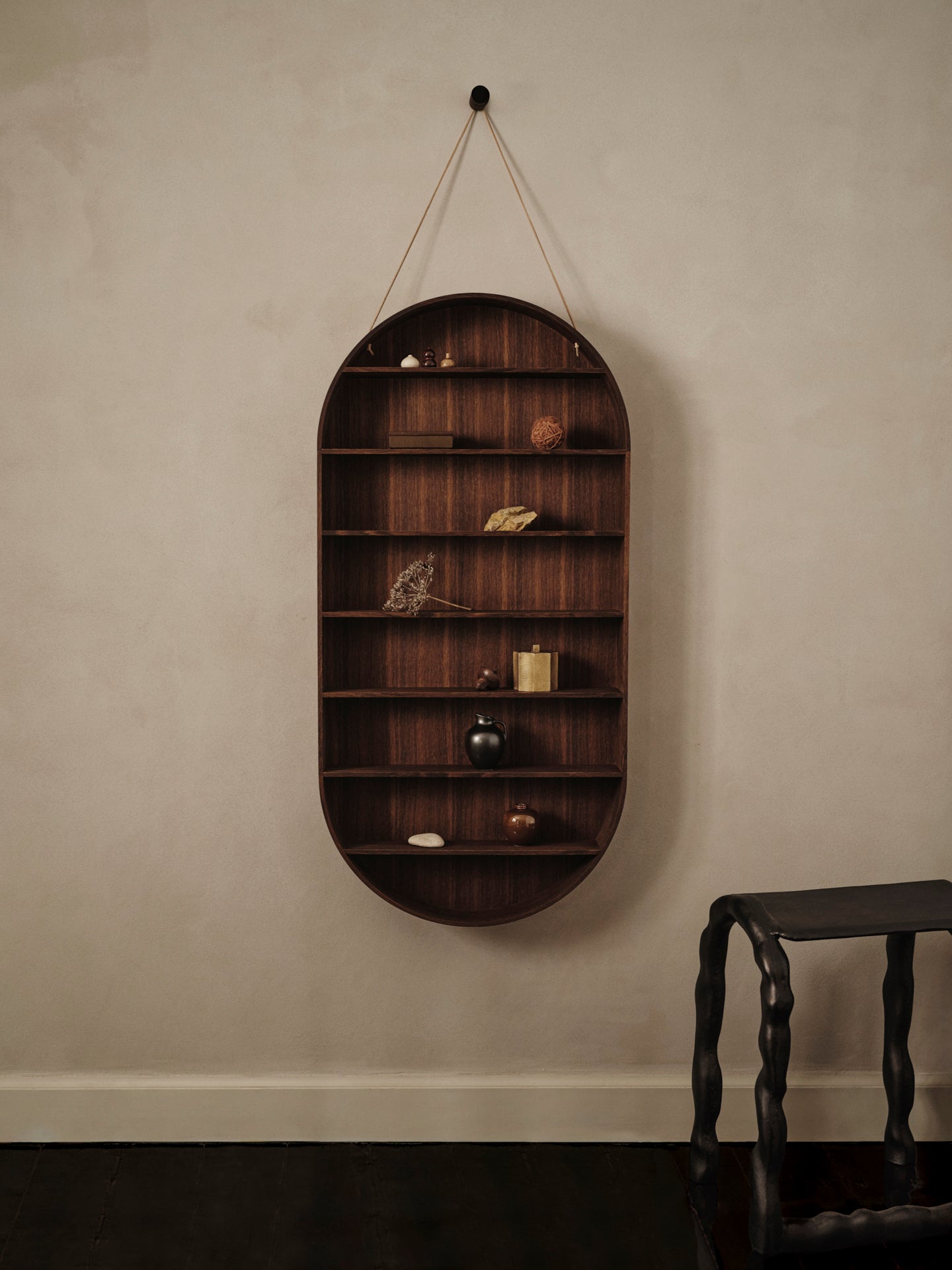 Hangende plank OVAL DORM gerookt eiken