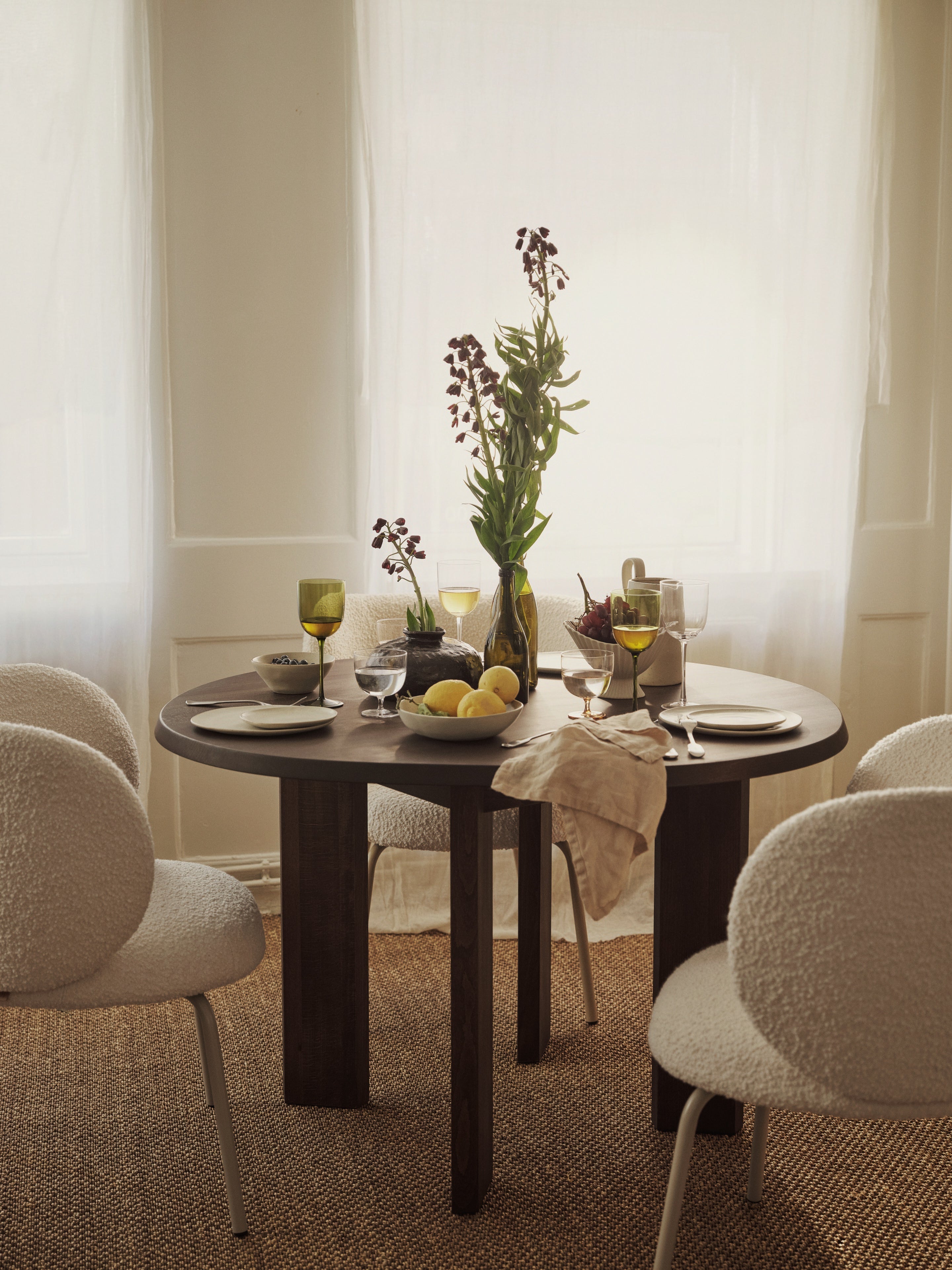 Runder Tisch Tarn Dark Buche