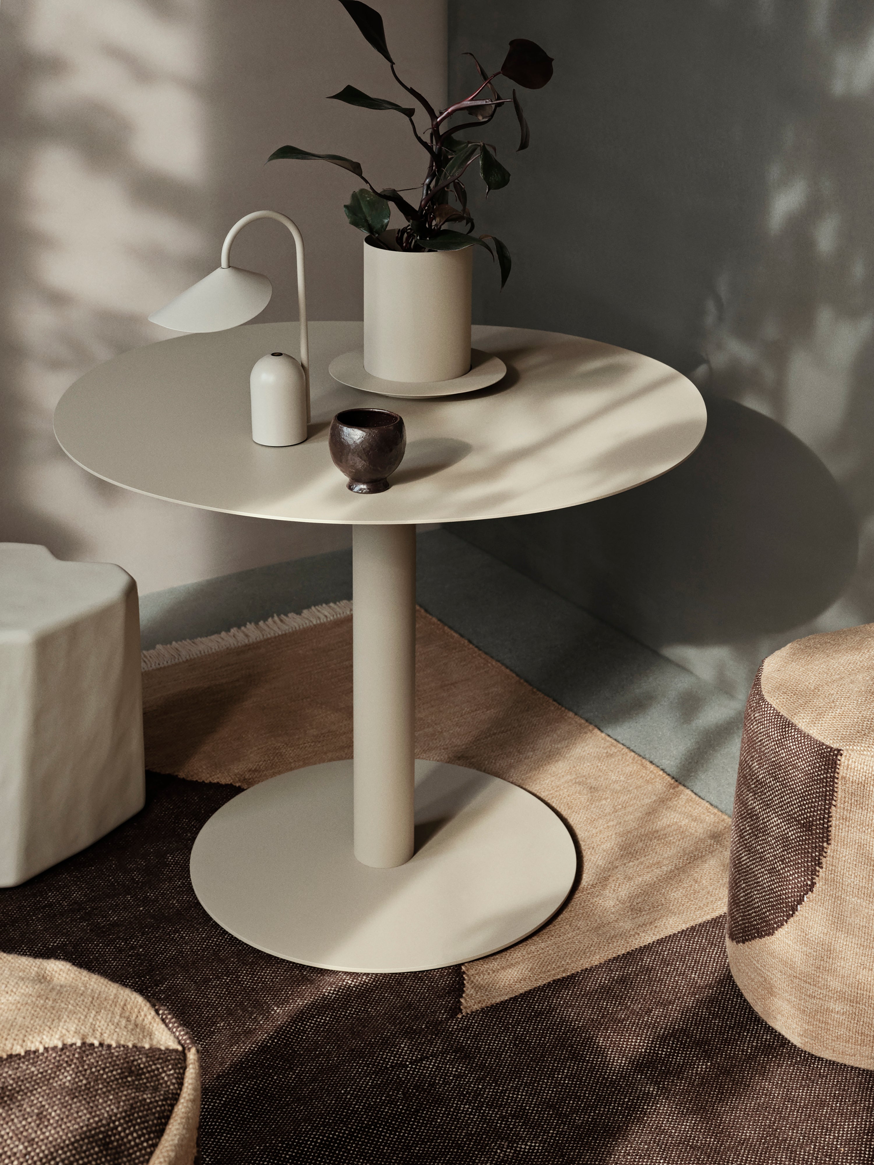 Draagbare lamp ARUM wit