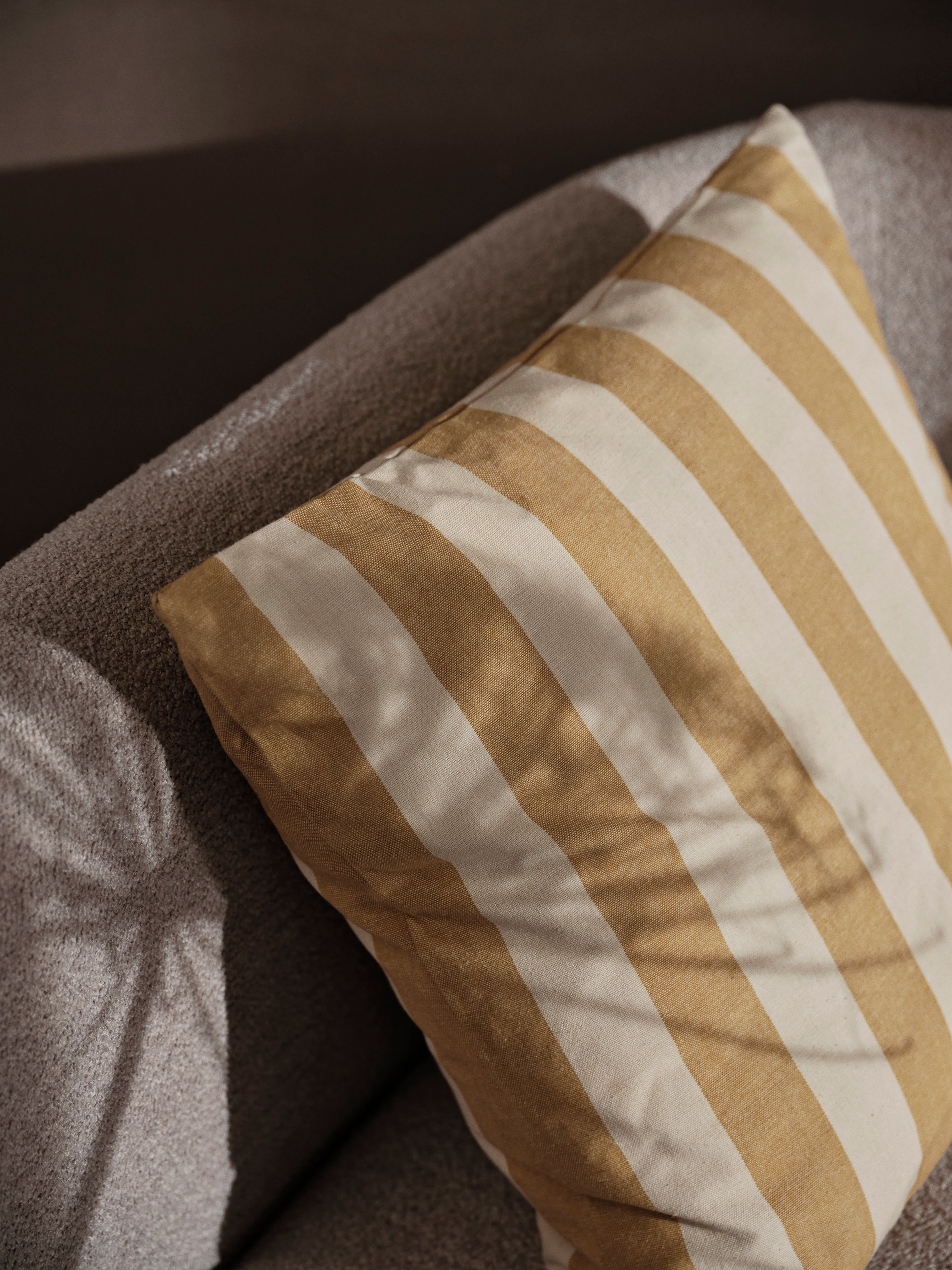 Kussenhoes STRAND geel met beige
