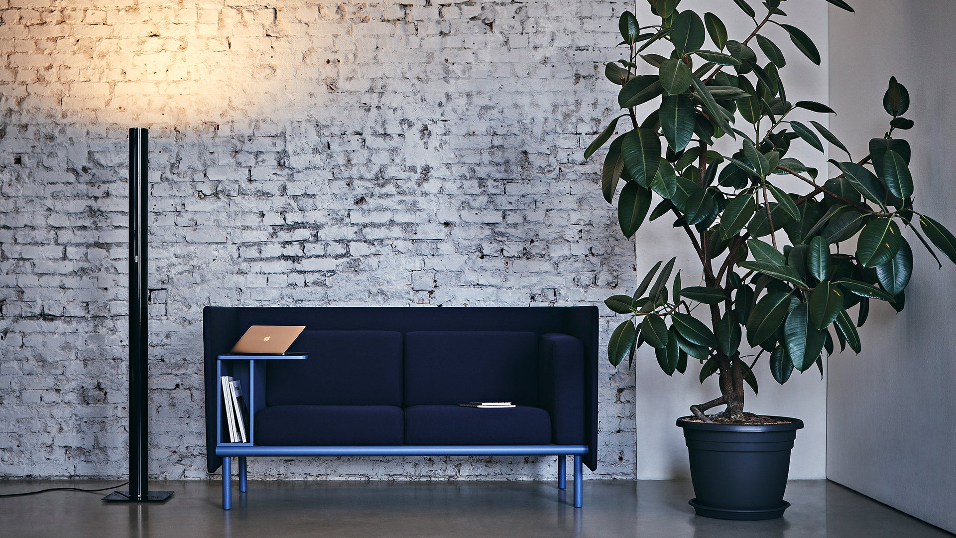 Vloerlamp LLIO glanzend zwart