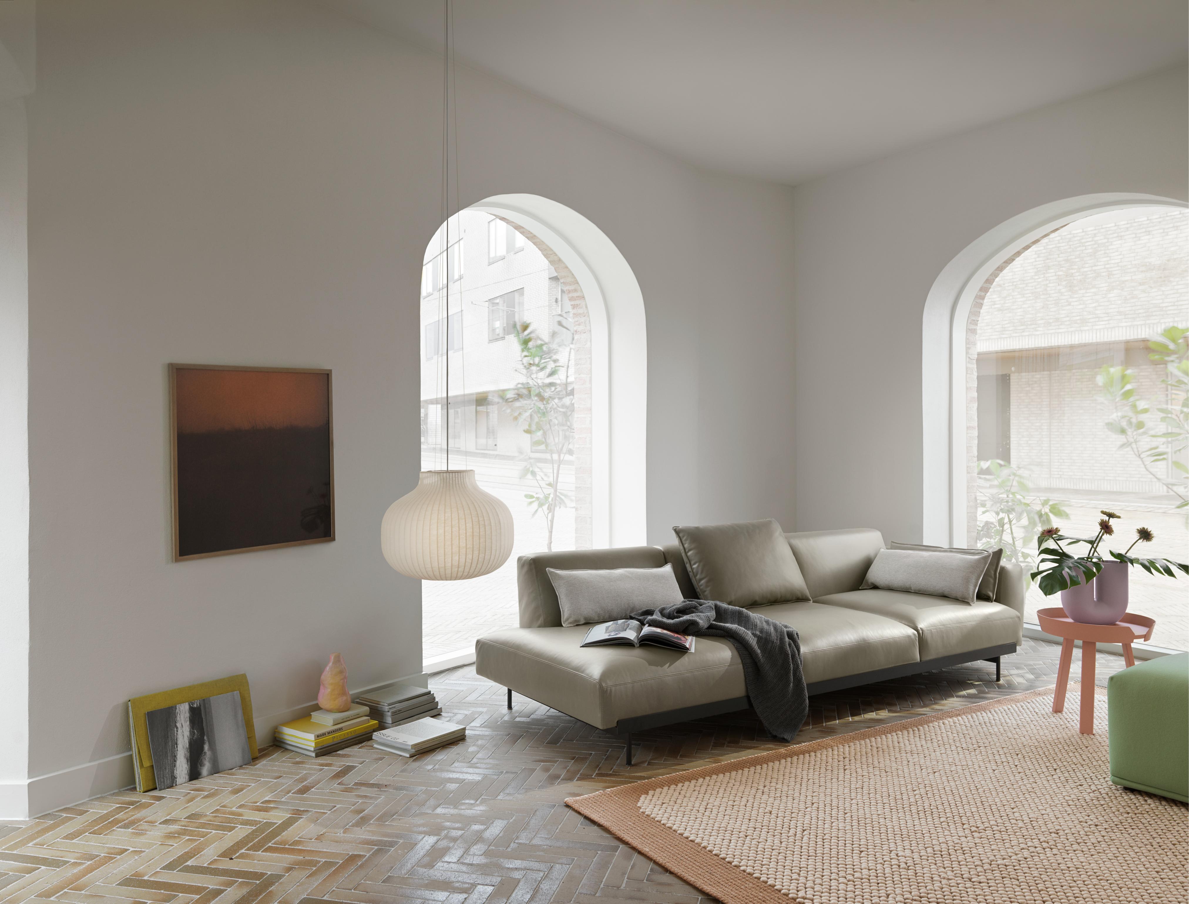 STRAND CLOSED White Pendant Lamp