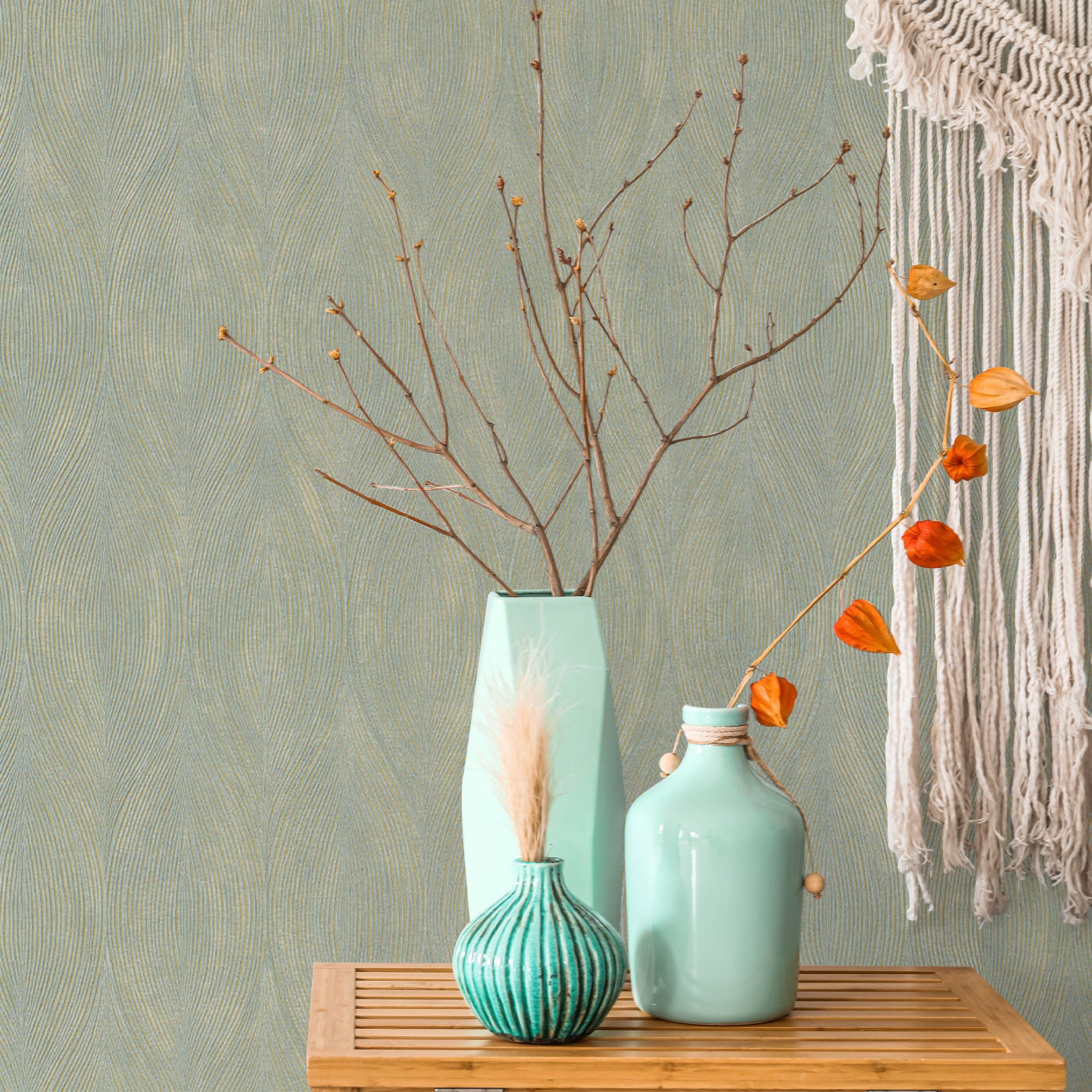 Structuurbehang met metallic afwerking en abstract patroon KERAMOS - OPALINE/DORÉ gedempt groen