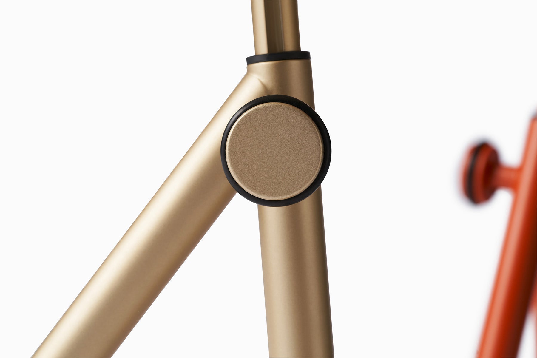 KOJI black side table