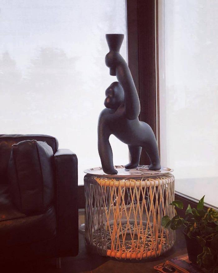 Lampa stołowa KONG czarny Qeeboo    Eye on Design