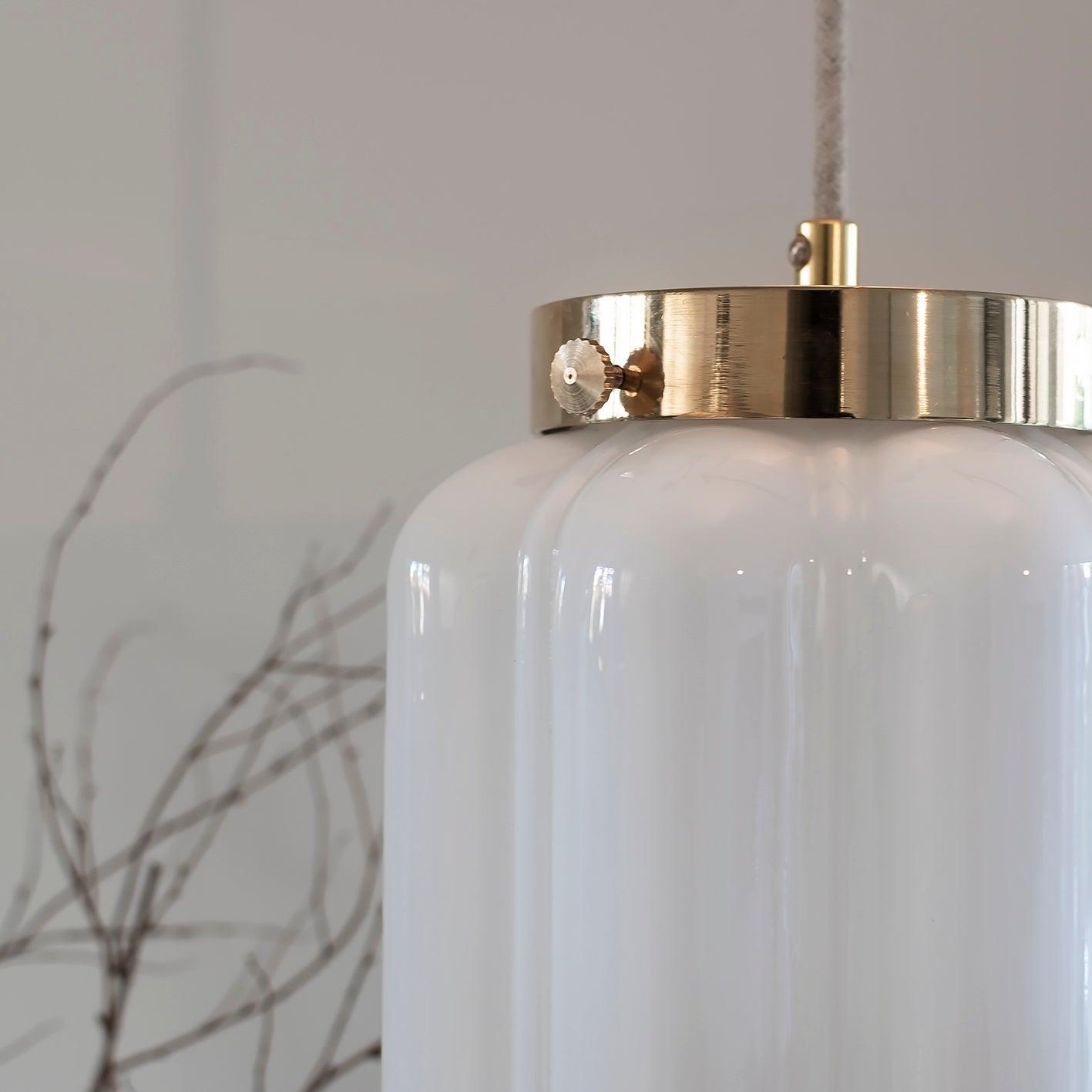 Lampa wisząca DECO nikiel Embassy Interiors    Eye on Design