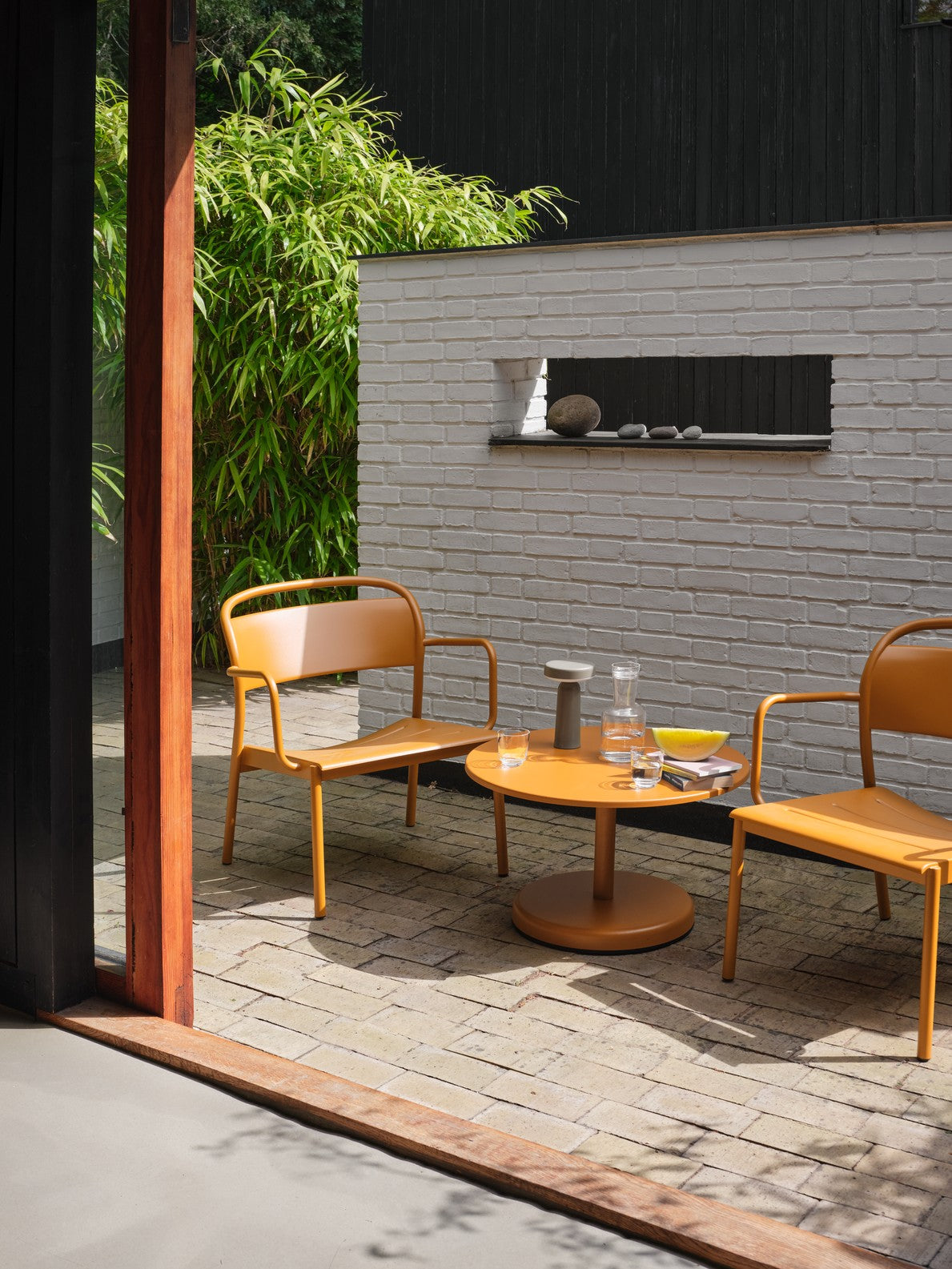 Außenfotel LINEAR taupe Stahl