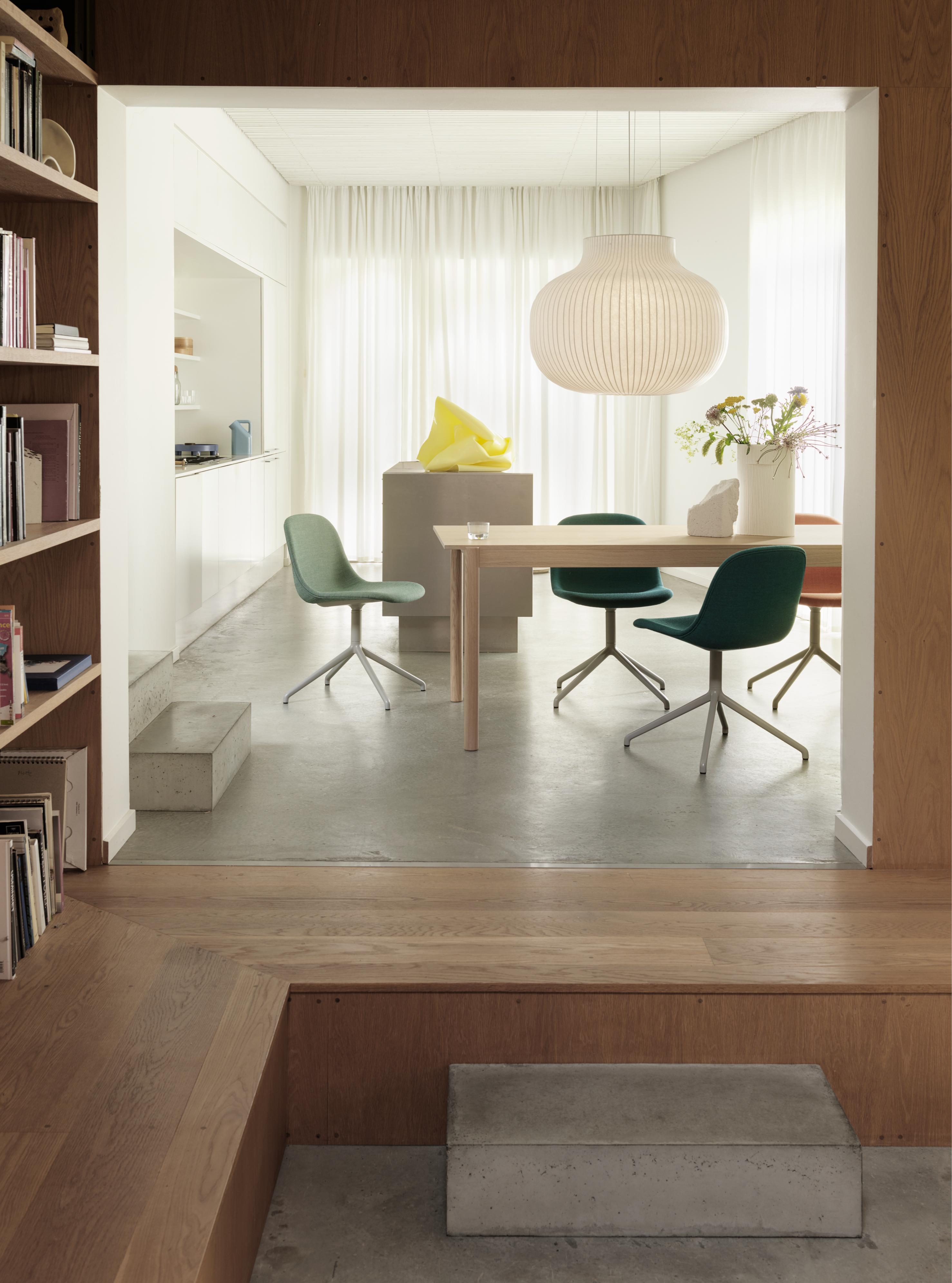 STRAND CLOSED White Pendant Lamp