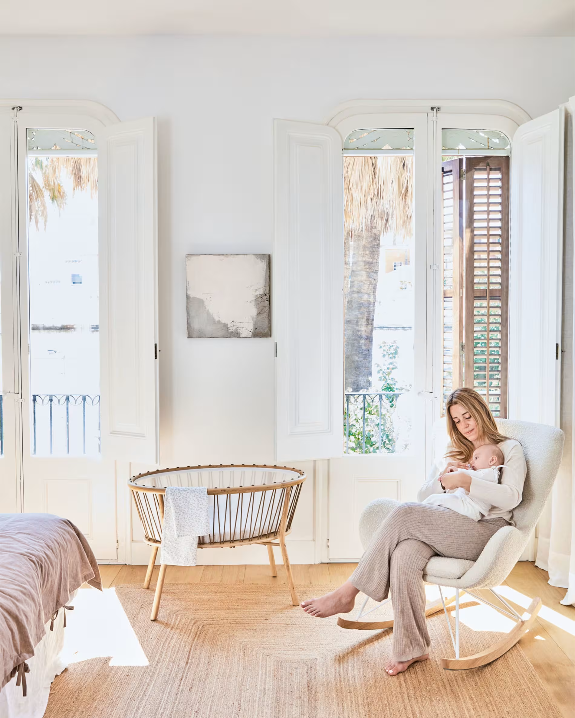 Kosz Mojżesza LEONELA lite drewno jesionowe La Forma    Eye on Design