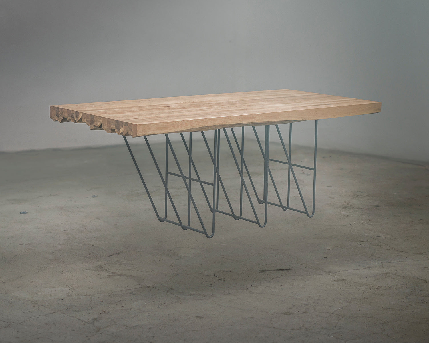 MASIV oak table with a steel base