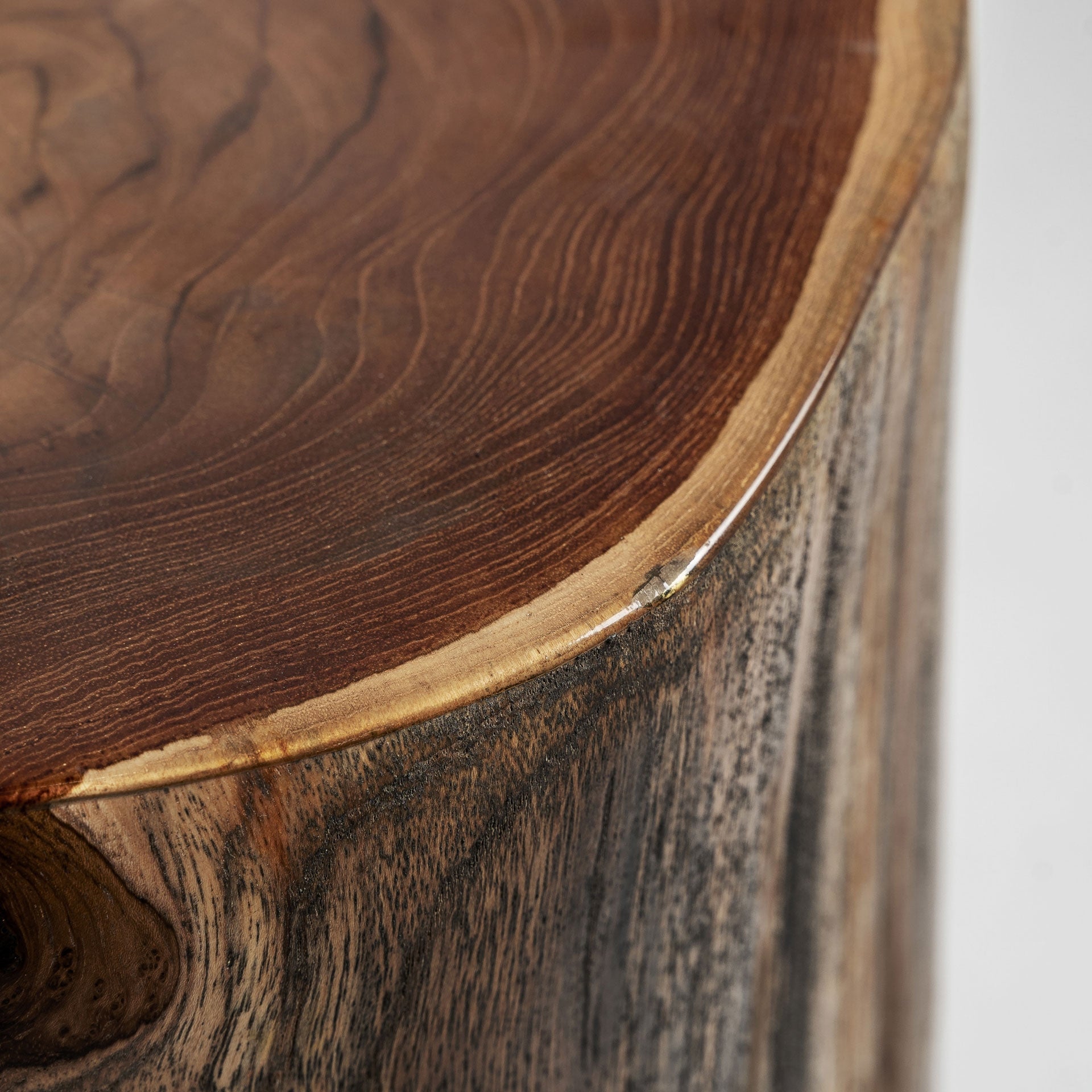 Bijzettafel BITCHE suar hout
