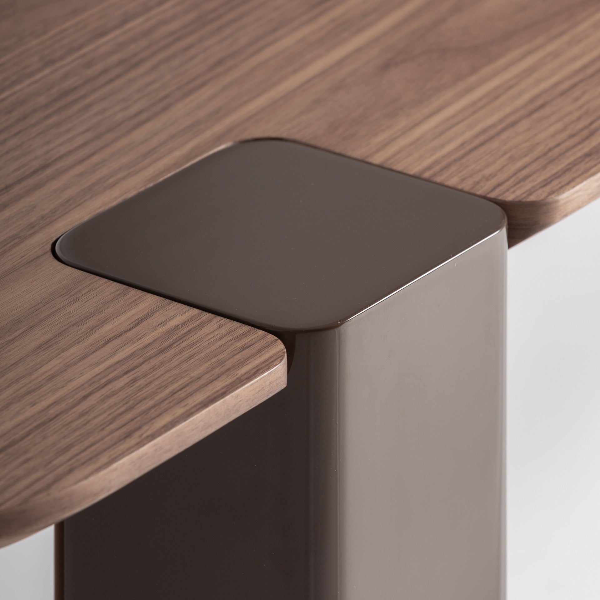 KUFTEIN Side Table Oak Veneer