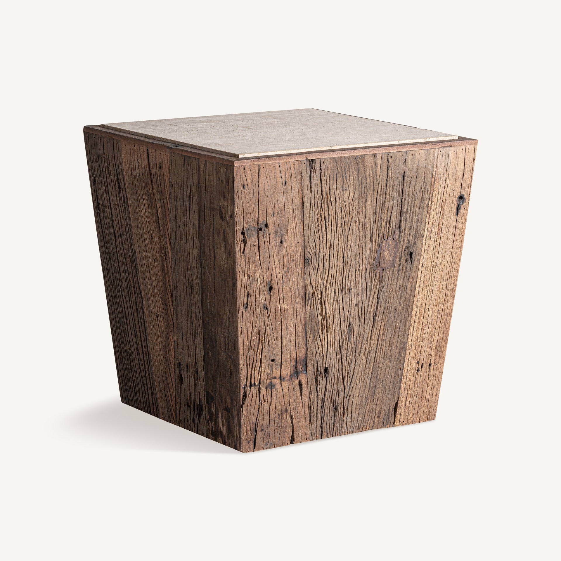 Beistelltisch MERKEM aus recyceltem Holz mit Travertinplatte