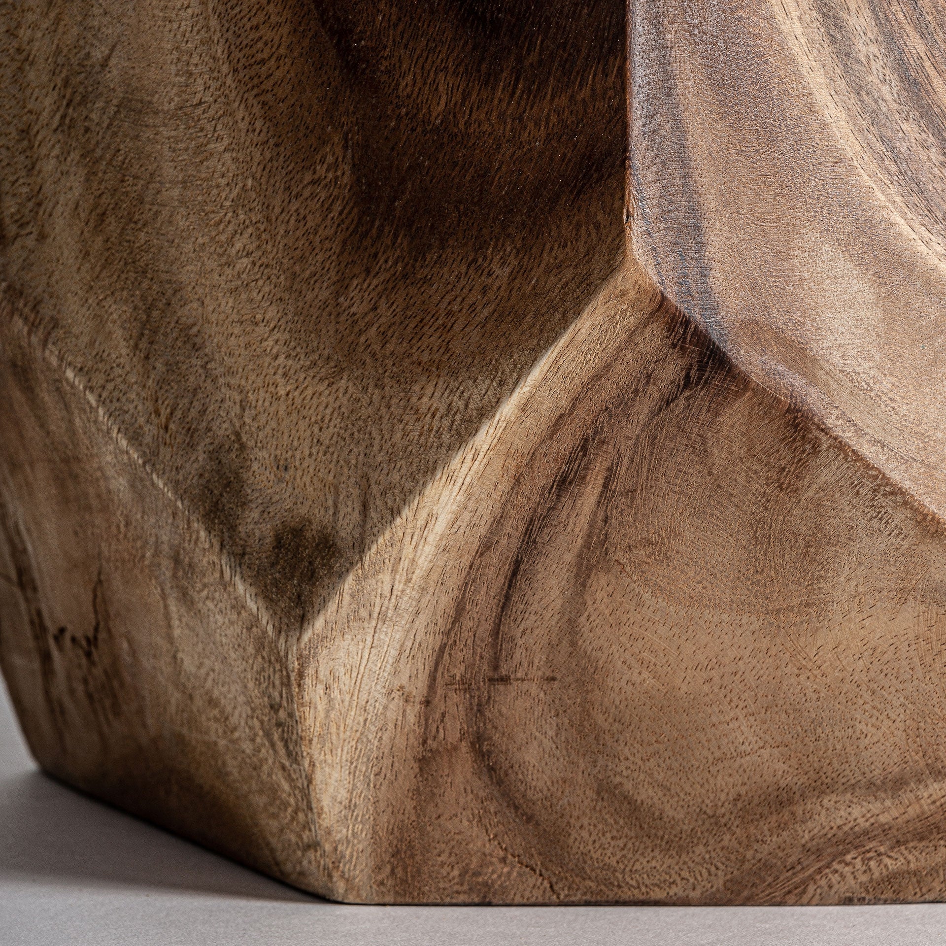Zijtafel RIMINI suar hout