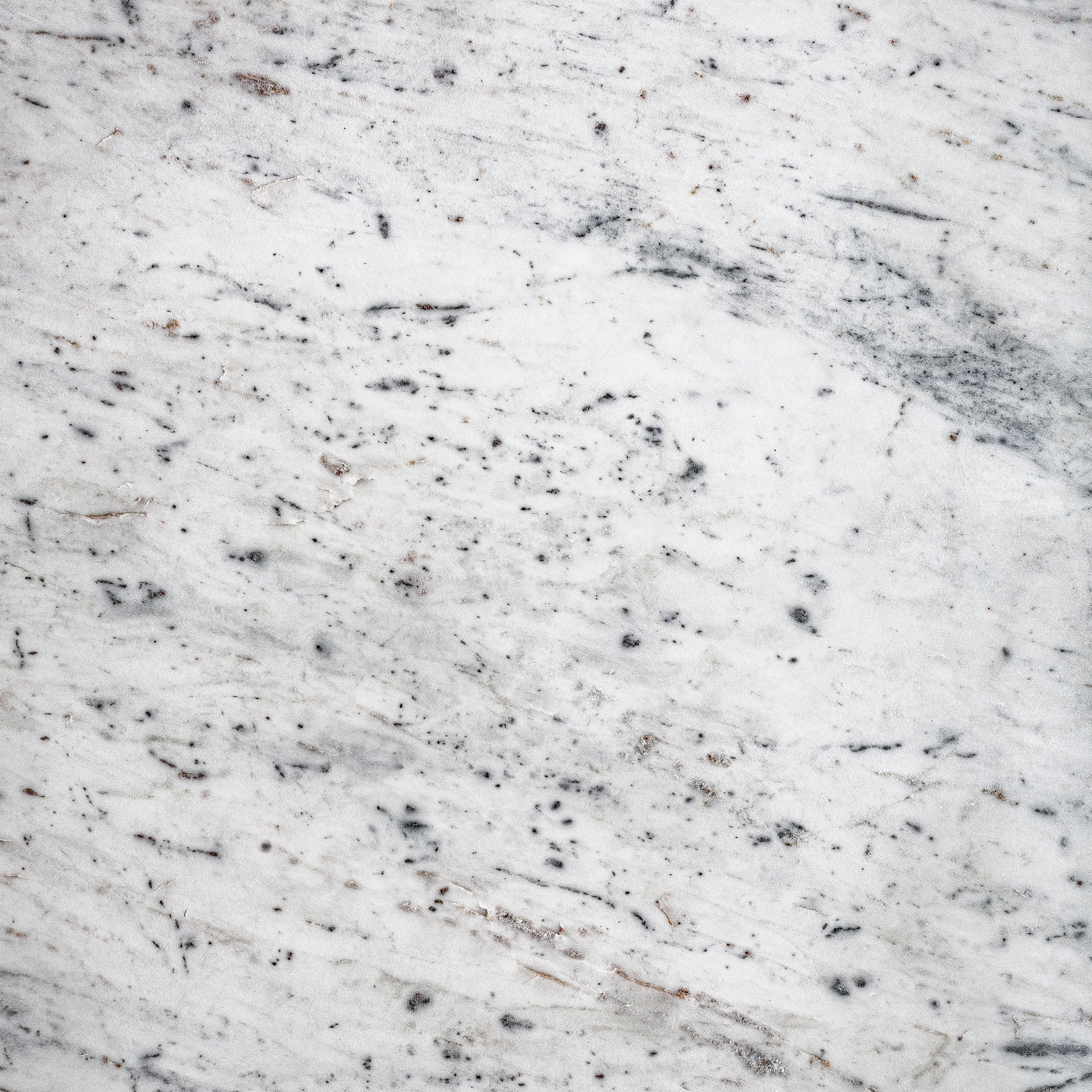 Runder Tisch PLISSÉ aus Mangoholz mit Marmorplatte