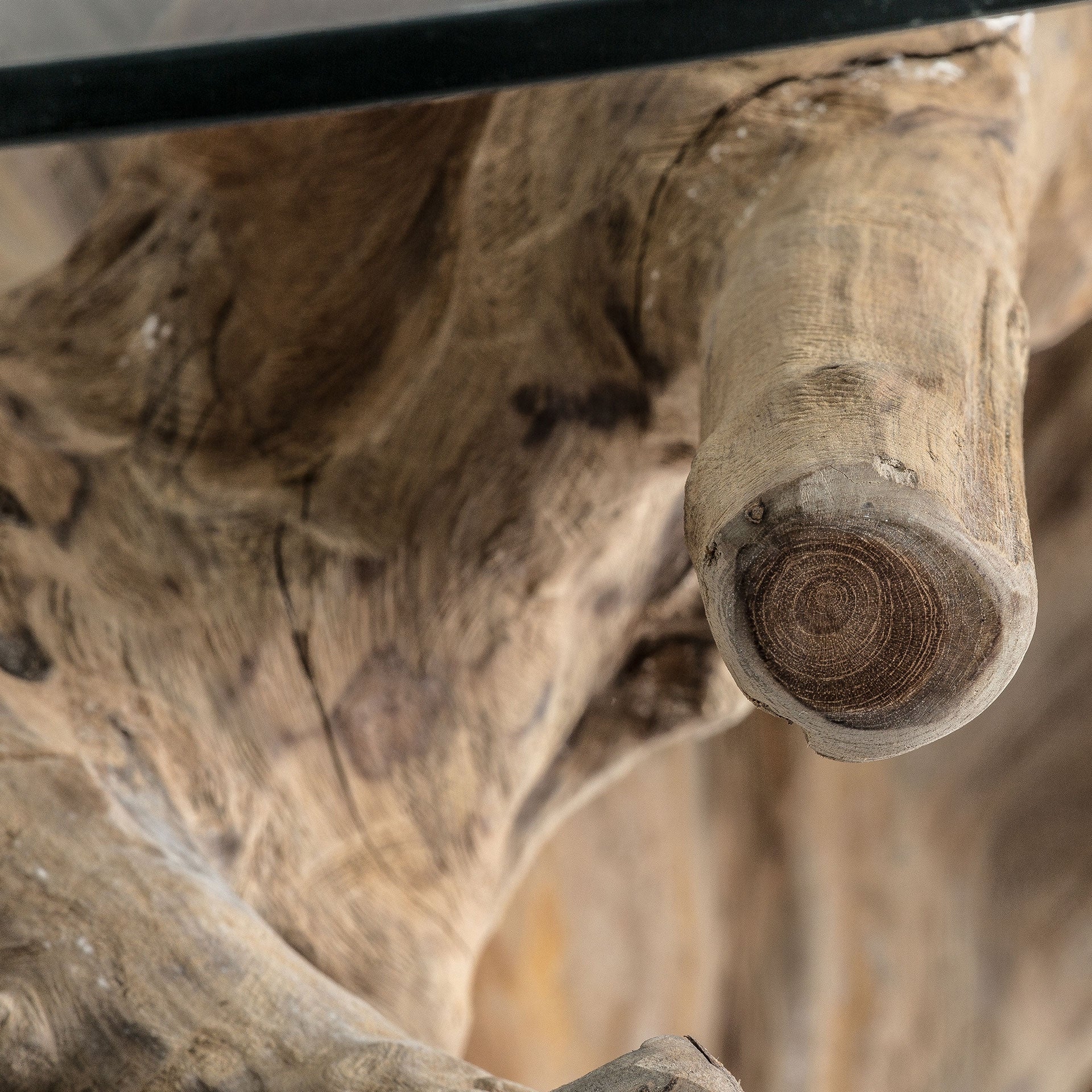 Runder Tisch WARRI aus Teakholz mit Glasplatte