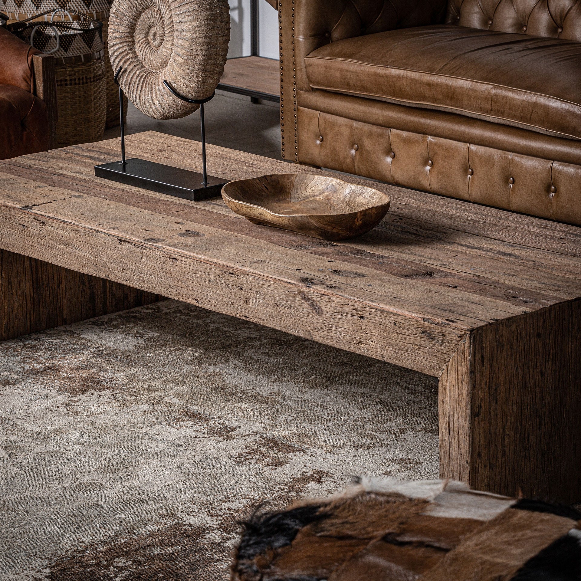 Kaffeetisch SAMSUN aus recyceltem Holz