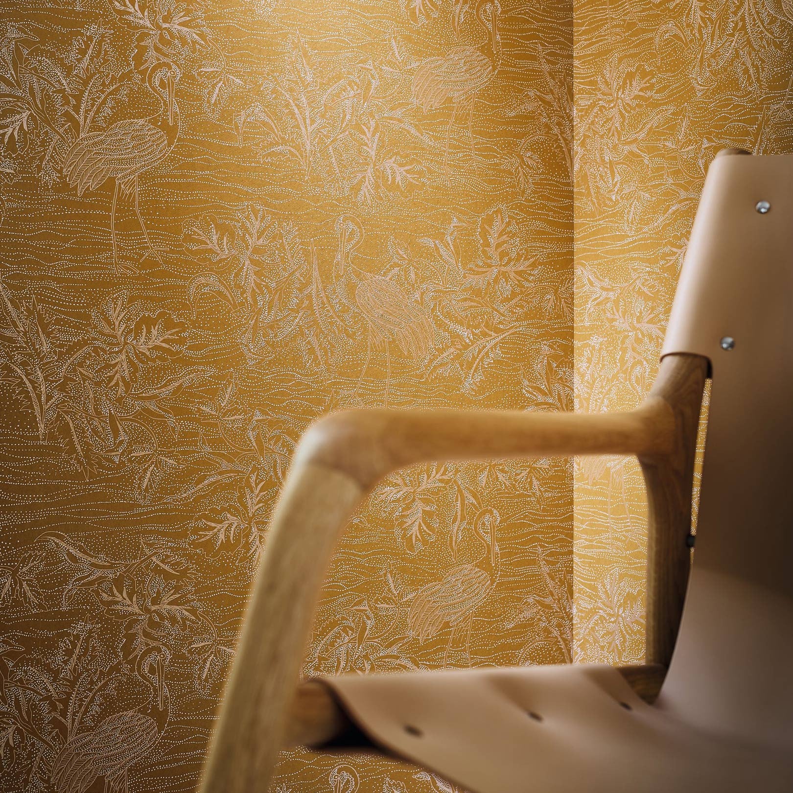 Structural wallpaper with a plant and animal motif MIRADOR - OCRE yellow