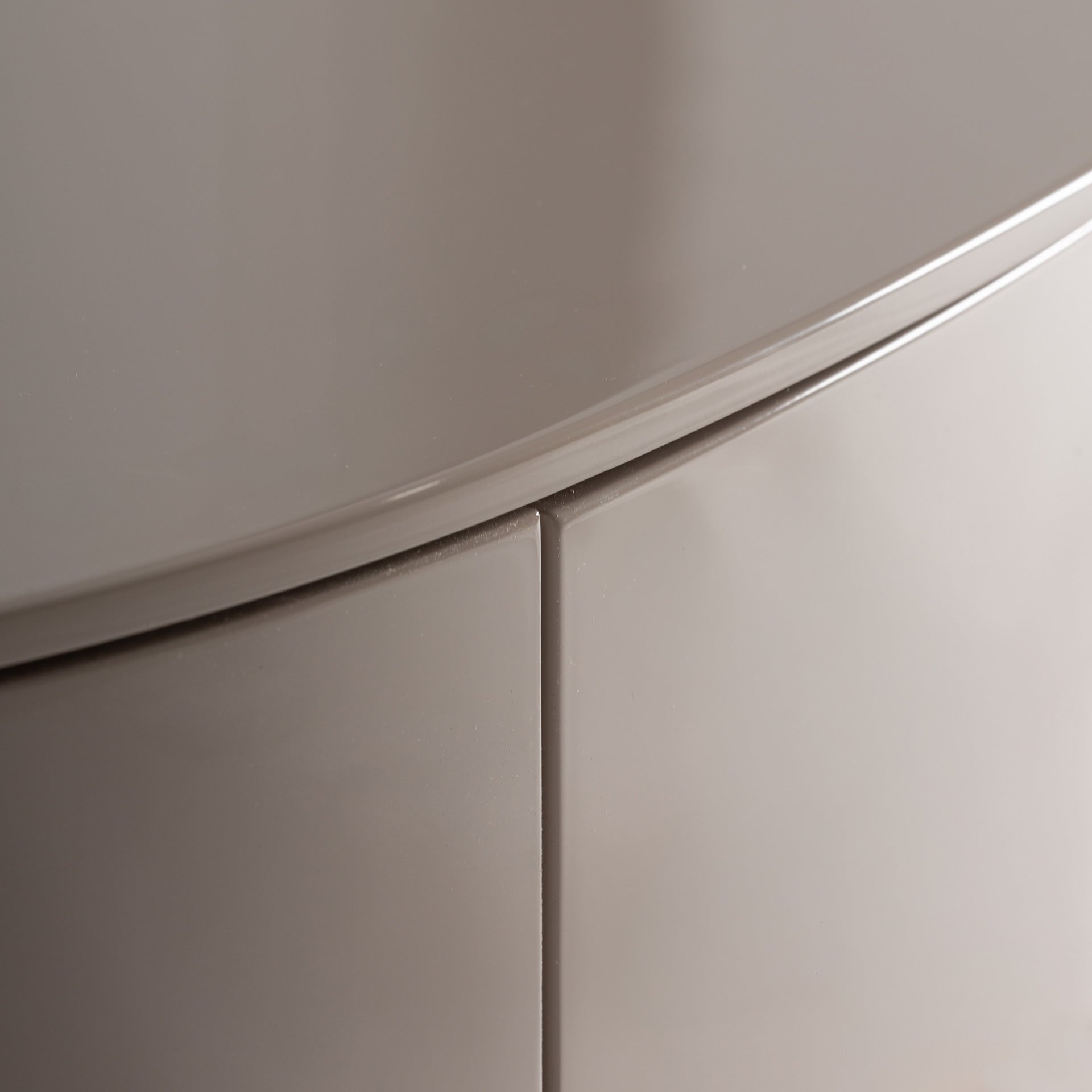 SINGEN Cream TV Cabinet