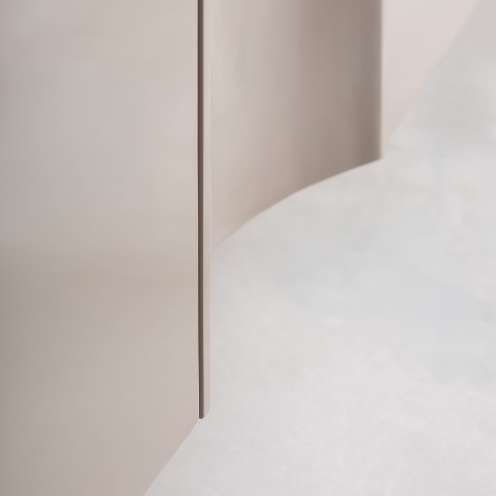 SINGEN Cream TV Cabinet