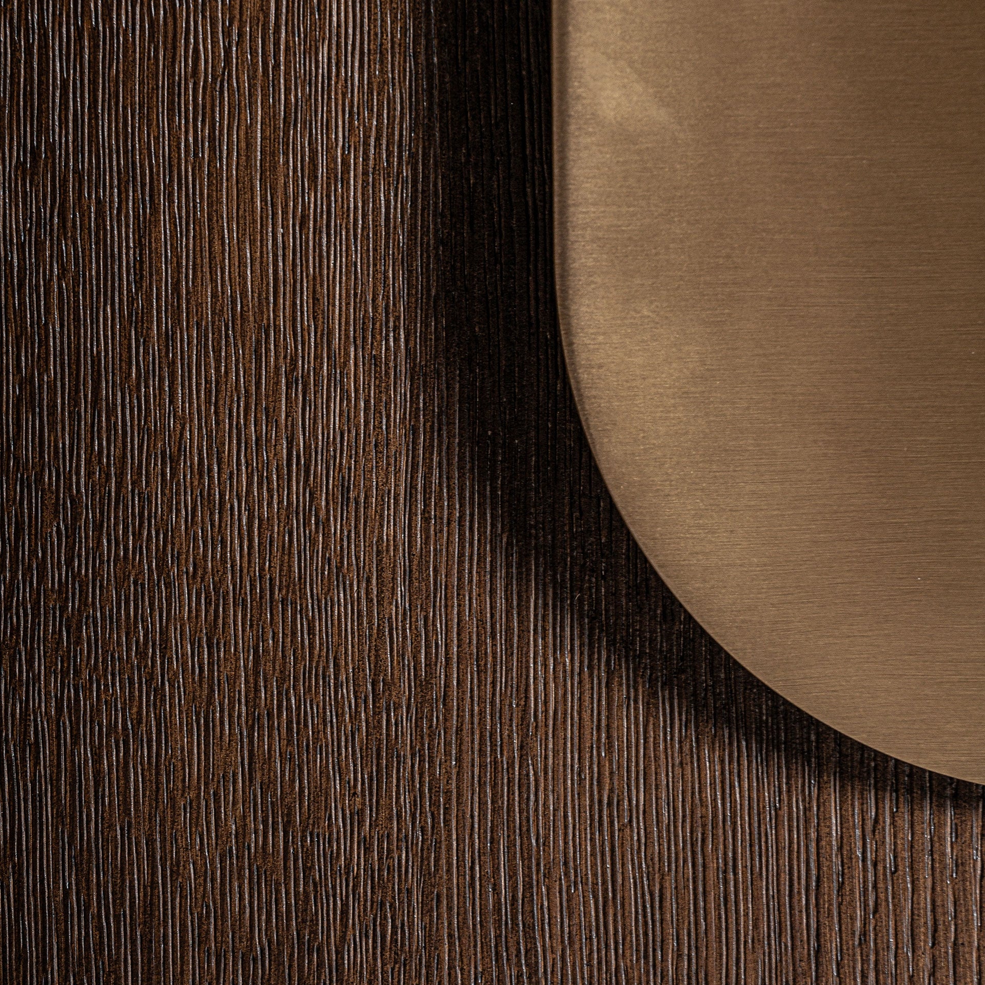 TREIGNAC TV-meubel van eikenhout met gouden basis