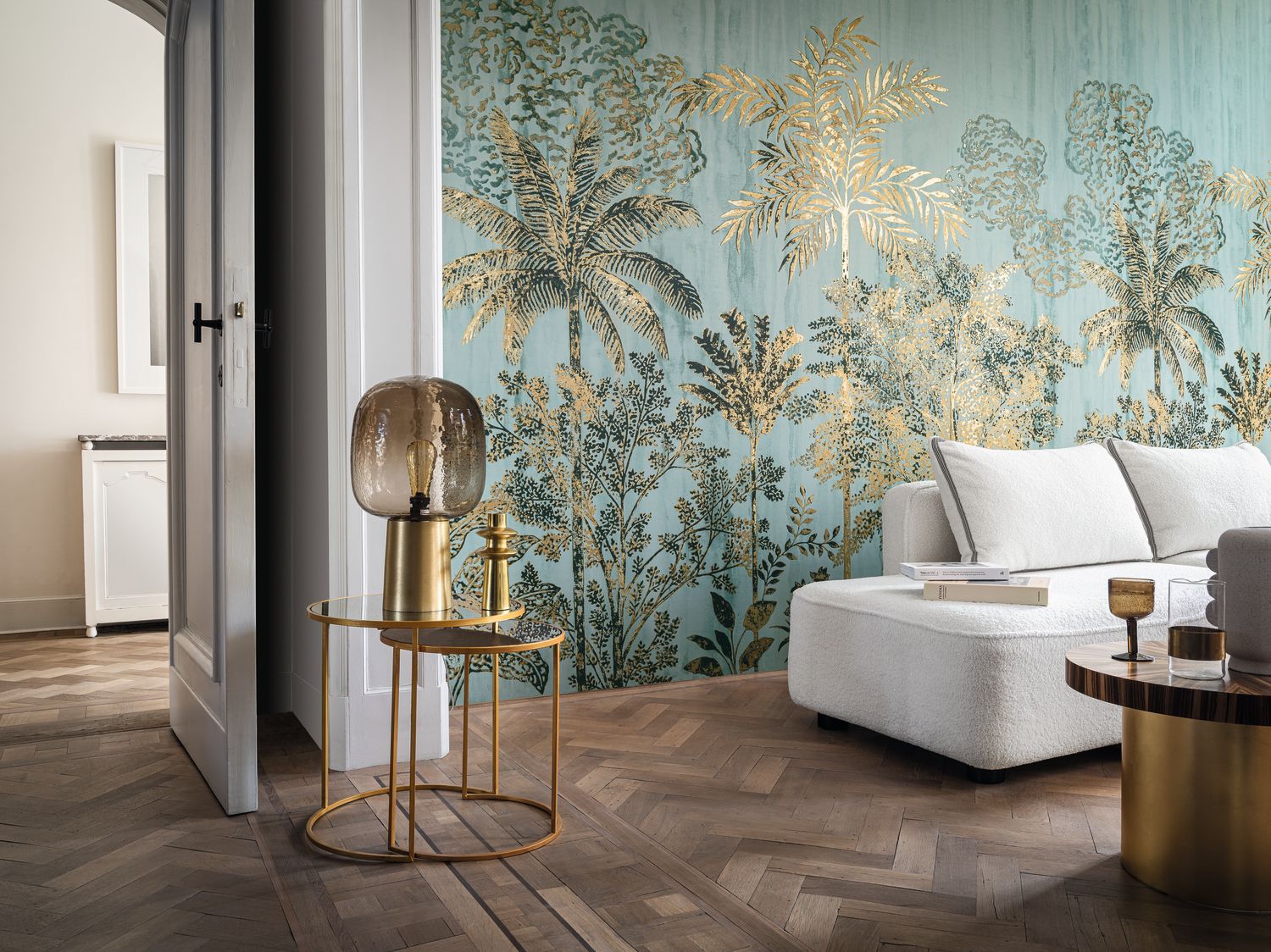 Muurschildering met palmplantmotief SIWA - OPALINE/DORÉ groen met goud