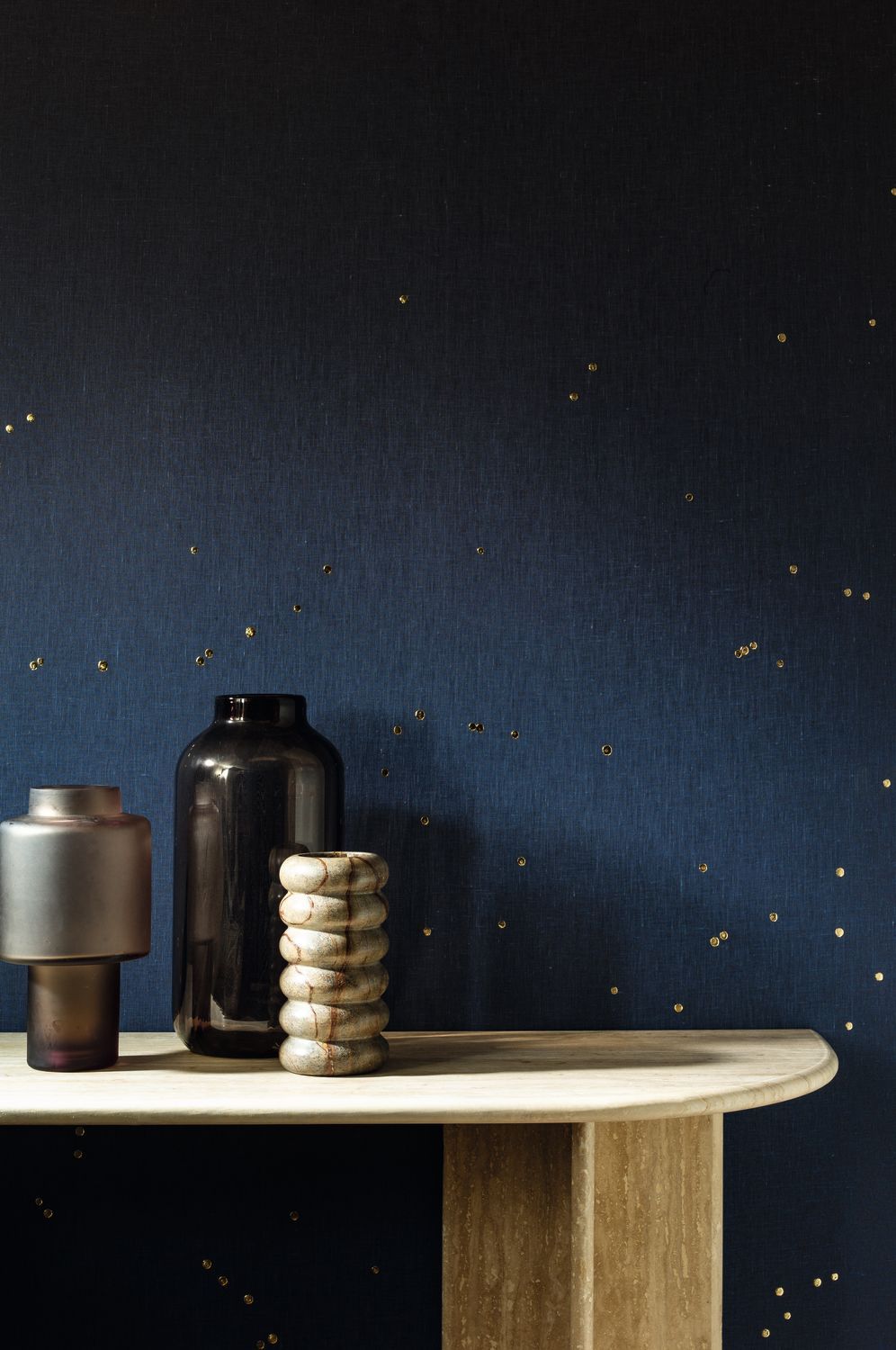 Textile mural gradient with a sky motif ASTRAL SOLAIRE navy blue with bronze