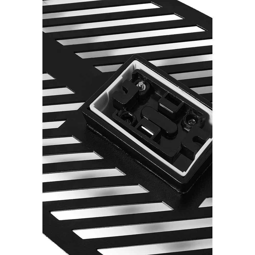 PARUMA schwarze Wandleuchte