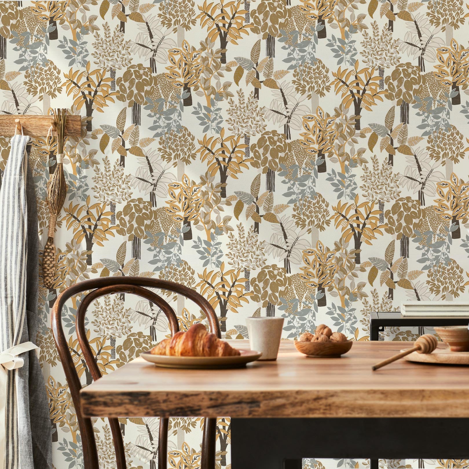 Strukturtapete mit pflanzlichem Motiv PERADENIYA - BLANC/MORDORE weiß mit braun