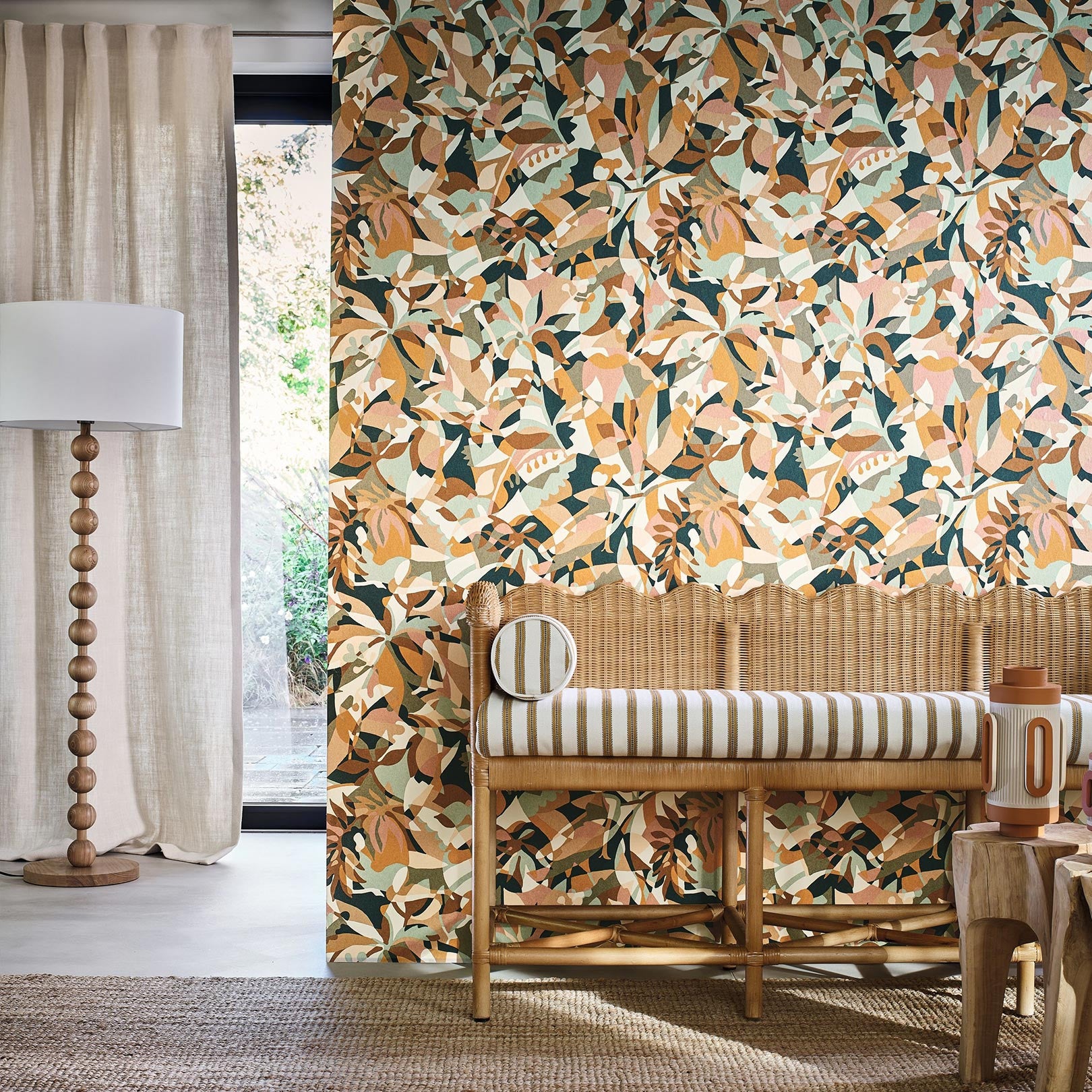 Abstract wallpaper with a botanical pattern PLONGEON - CÉLADON/AMBRE mint green with gold