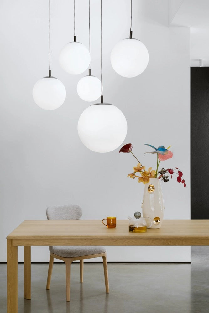 Plafondlamp ALUR 2 melkglas met gouden afwerking