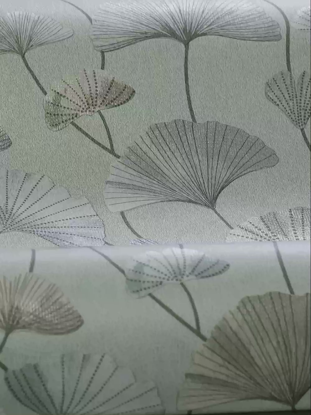 Structuurtapijt met plantaal motief SOPHIA gedempt groen