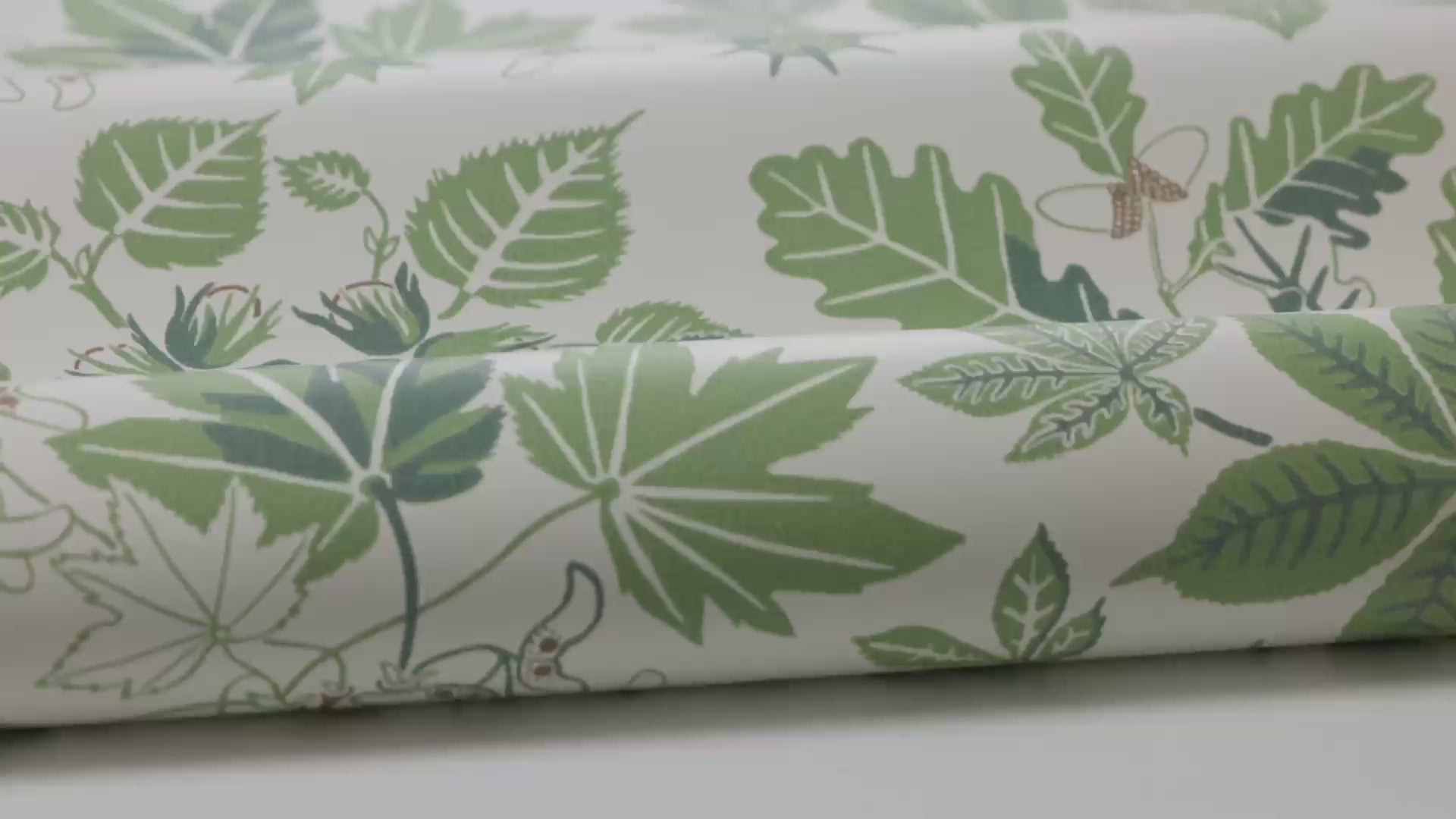 Tapete mit Pflanzenmotiv in Blättern ARBORETUM cremefarben mit grün