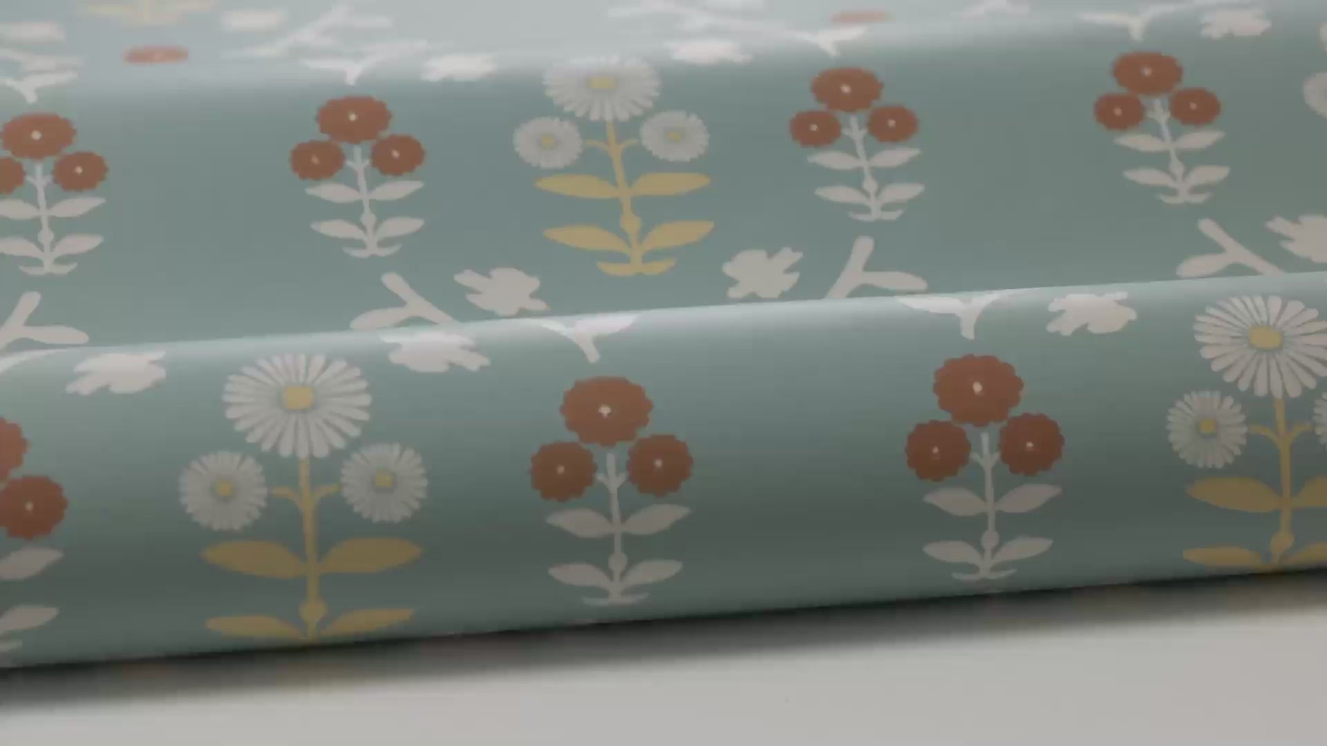 ISOLDE Blue Floral Plant Motif Wallpaper with Cream