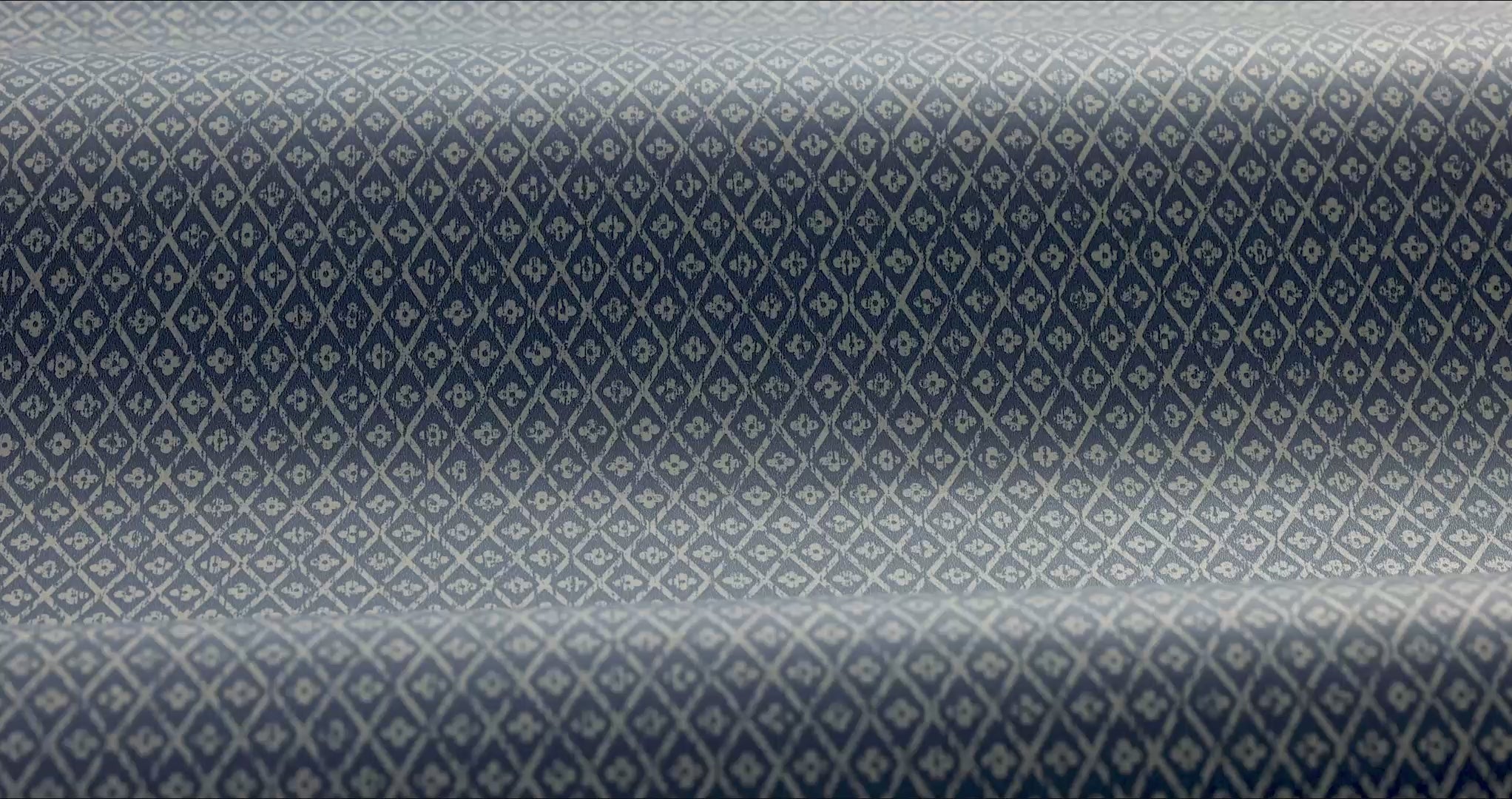 Tapete mit geometrischem Muster WILLOWHERB in Granatblau