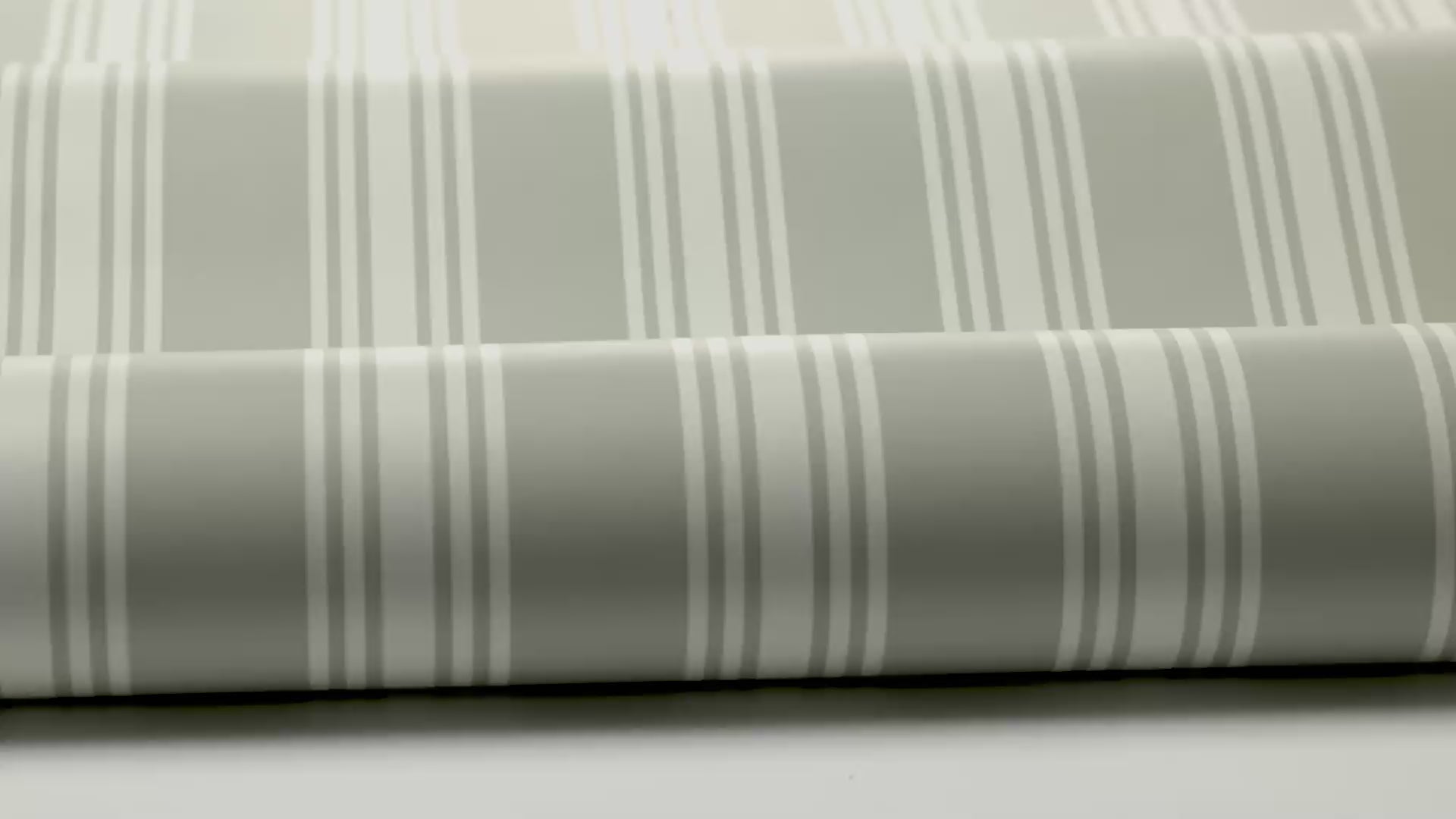 Gestreepte behang GUNNEBO groen met wit