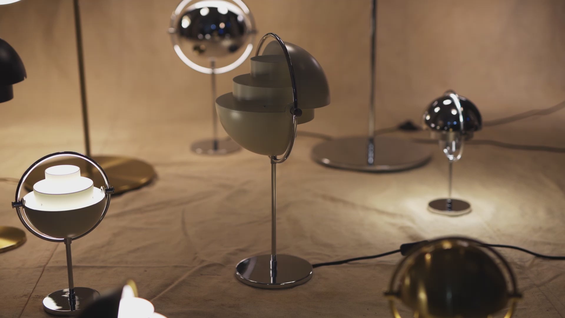 MULTI-LITE brass table lamp